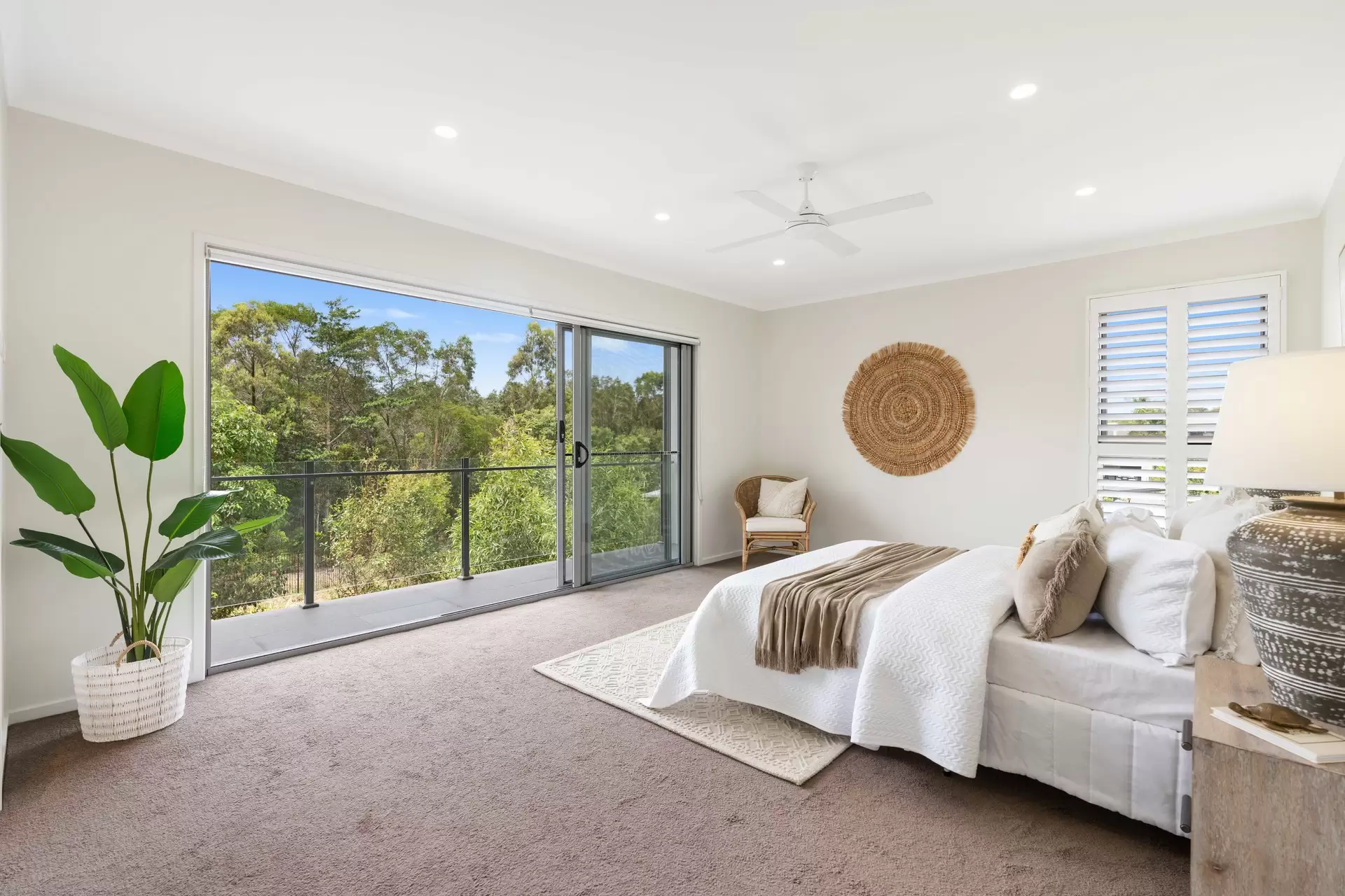72/66 The Avenue, Peregian Springs Sold by  - image 1