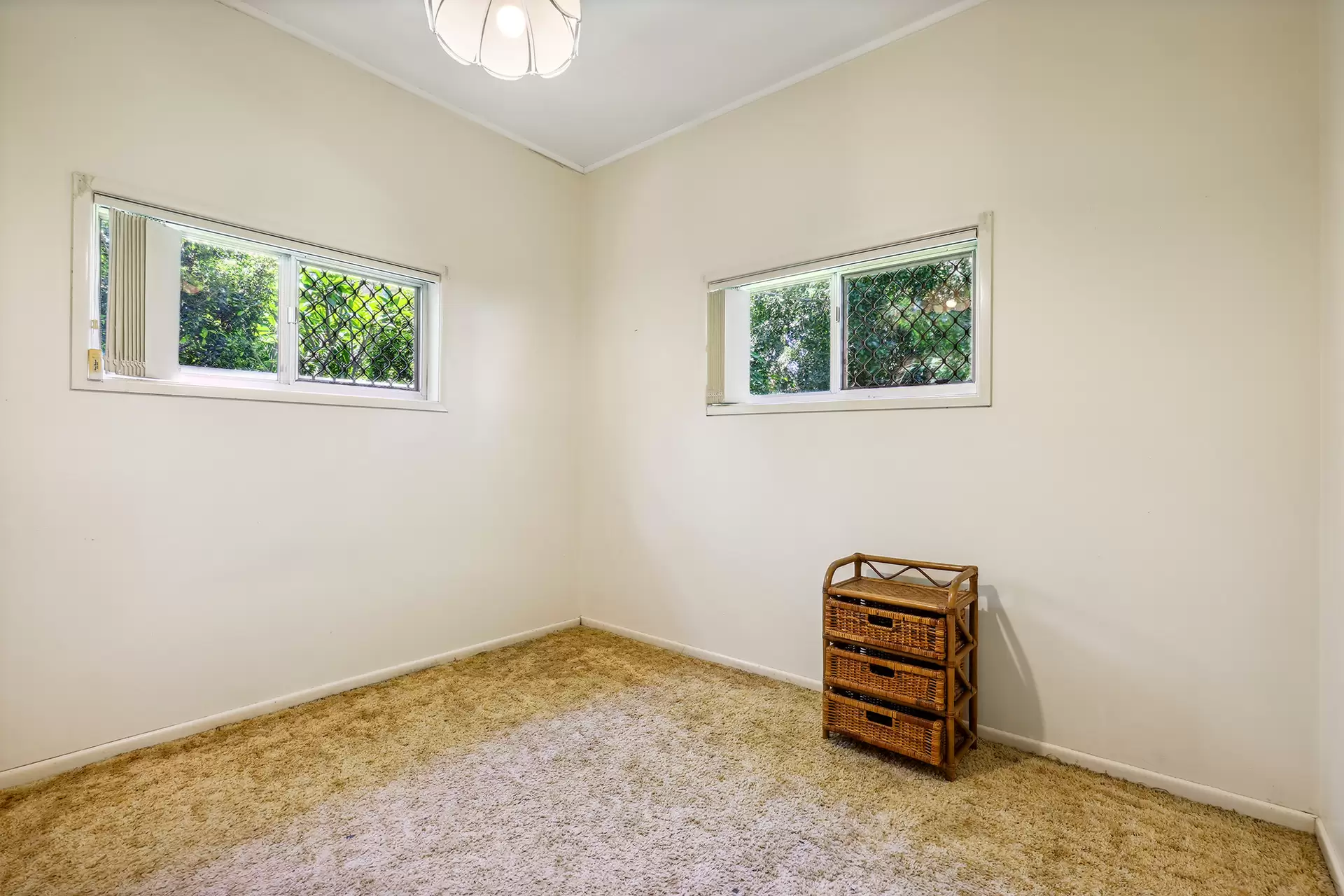 42 Drury Avenue, Southport Sold by  - image 1