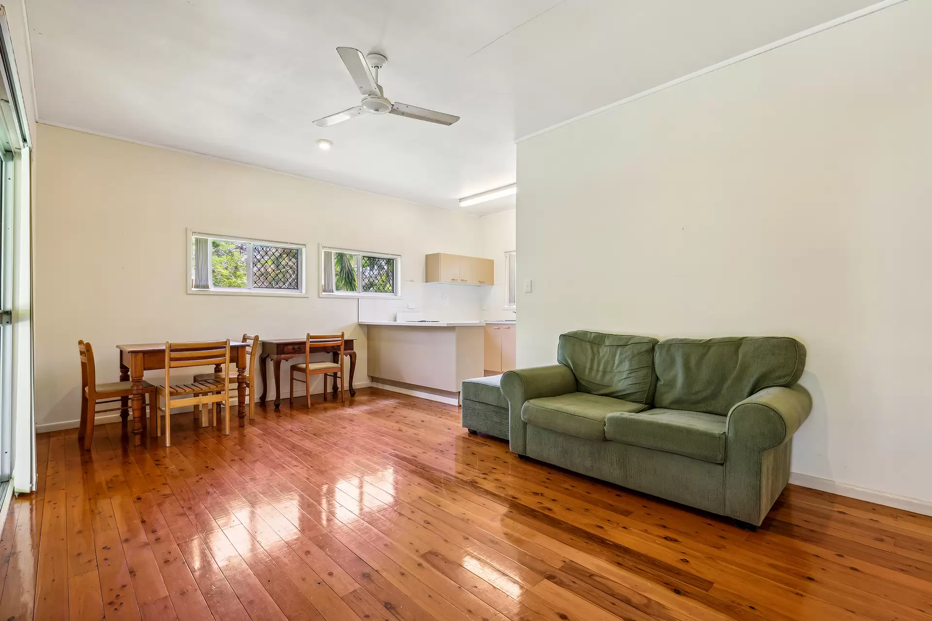 42 Drury Avenue, Southport Sold by  - image 1