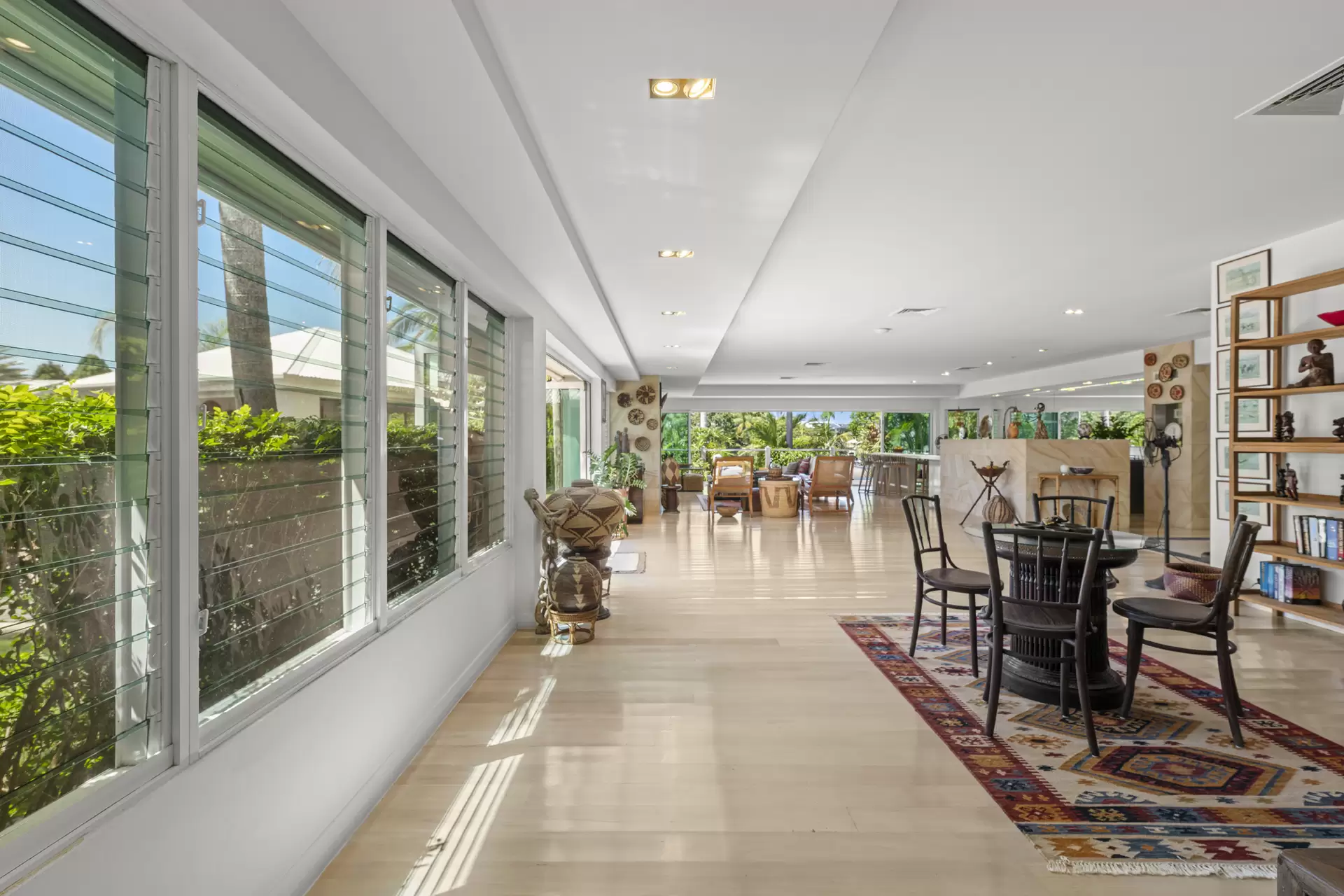 29 Campbell Street, Bundall For Sale by Queensland Sotheby's International Realty - image 1