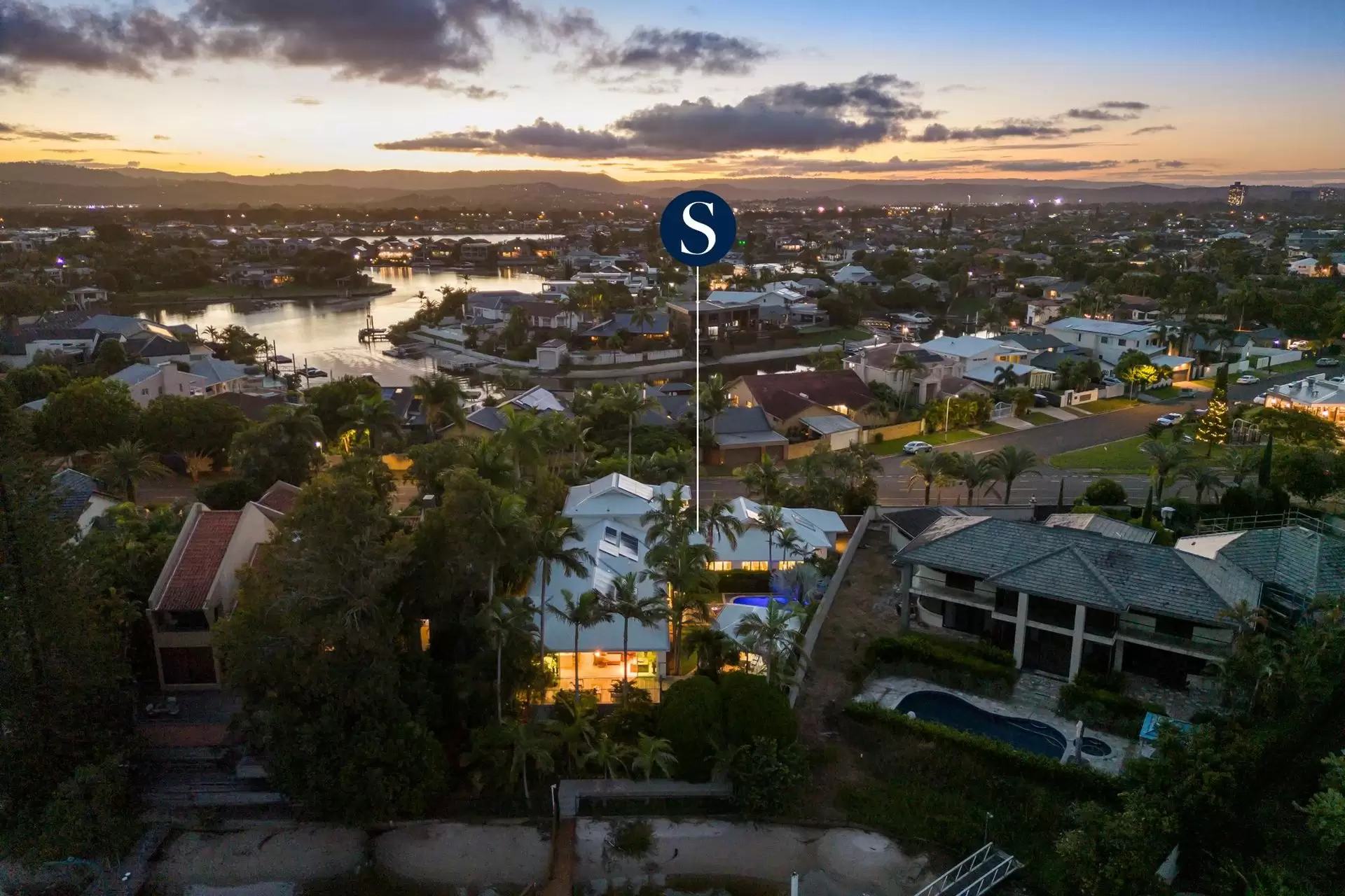 29 Campbell Street, Bundall For Sale by Queensland Sotheby's International Realty - image 1