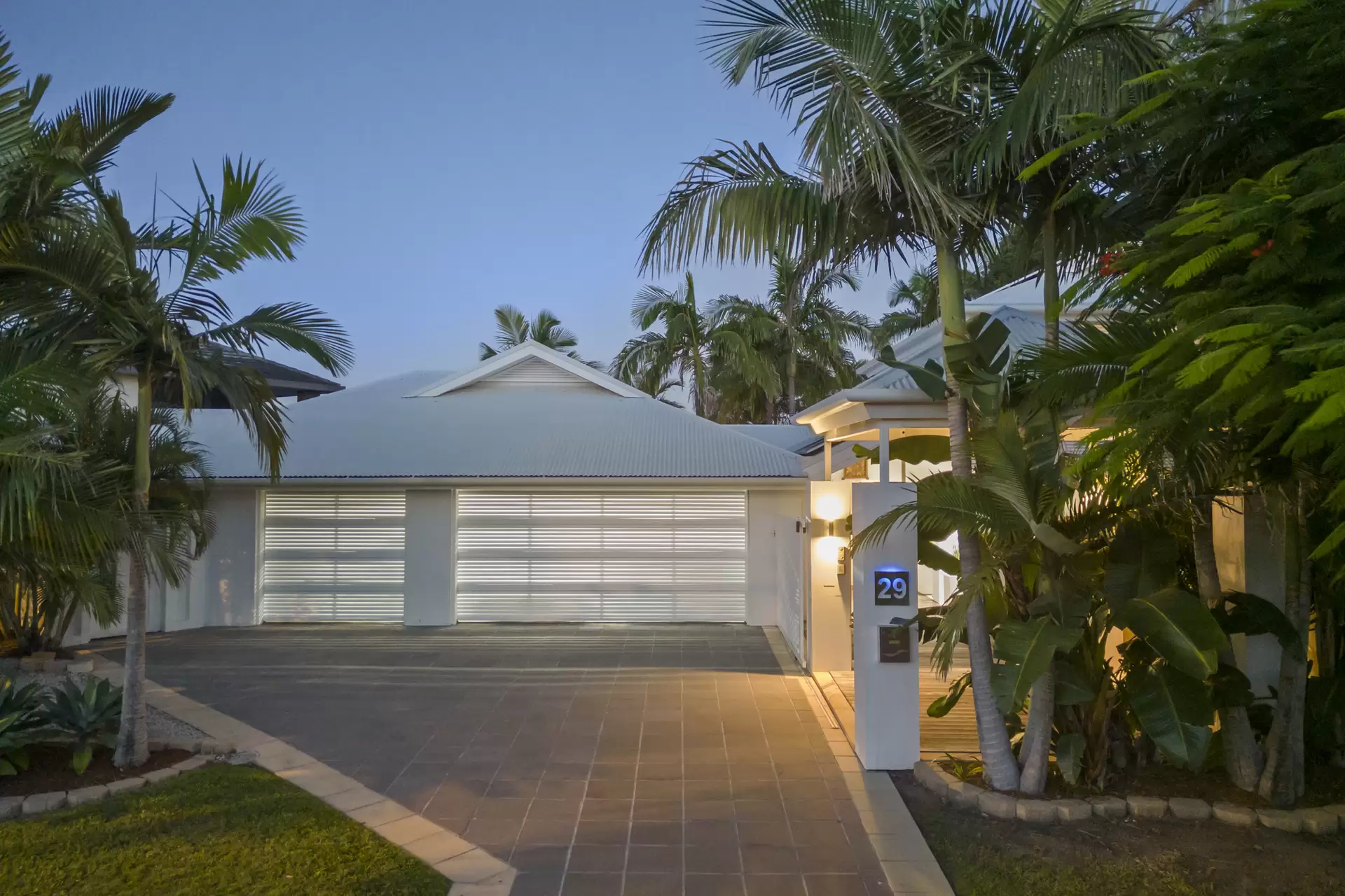 29 Campbell Street, Bundall For Sale by Queensland Sotheby's International Realty - image 1