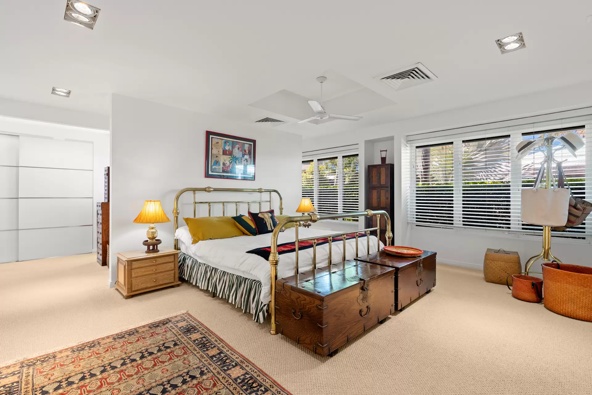 29 Campbell Street, Bundall For Sale by Queensland Sotheby's International Realty - image 1