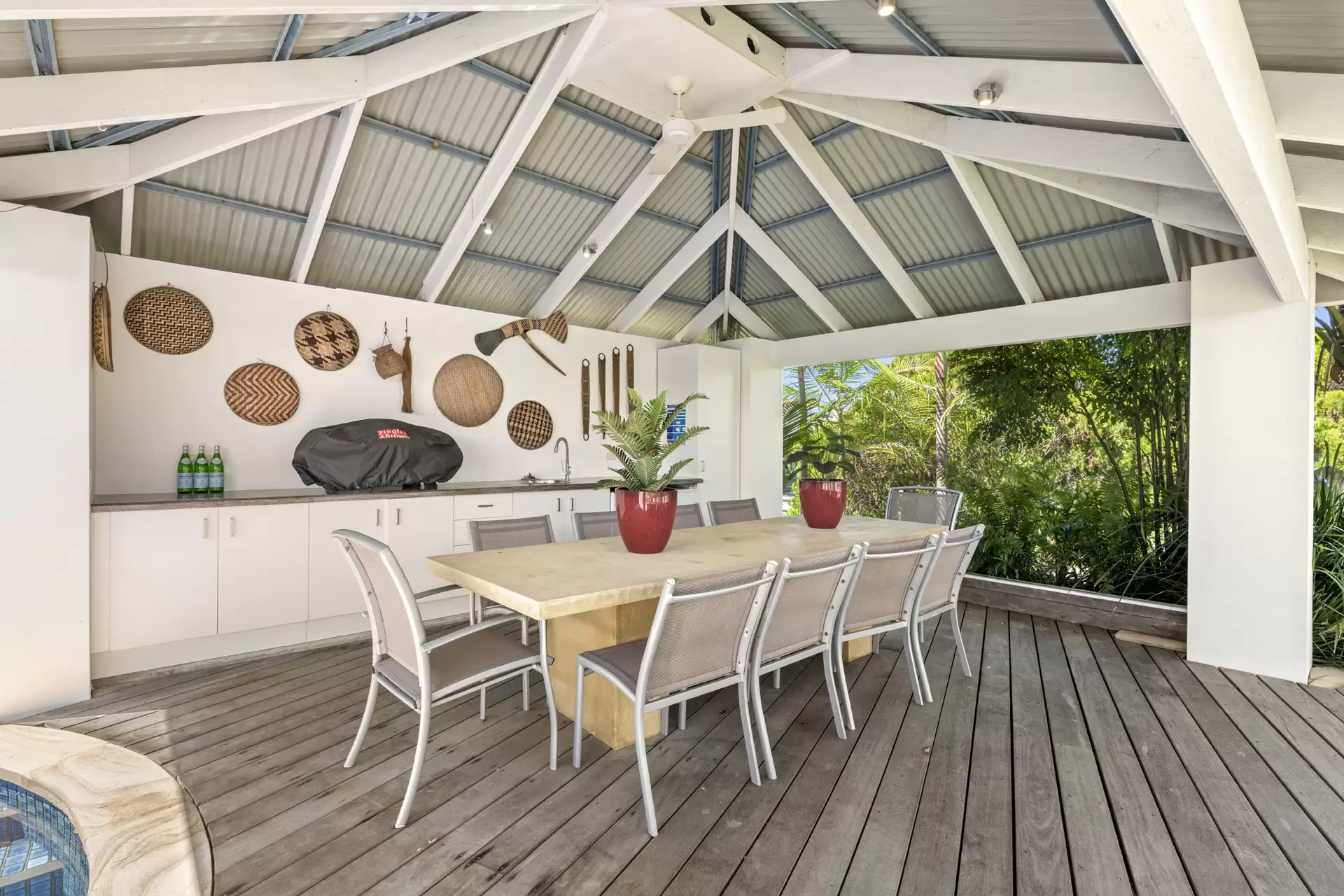 29 Campbell Street, Bundall For Sale by Queensland Sotheby's International Realty - image 1