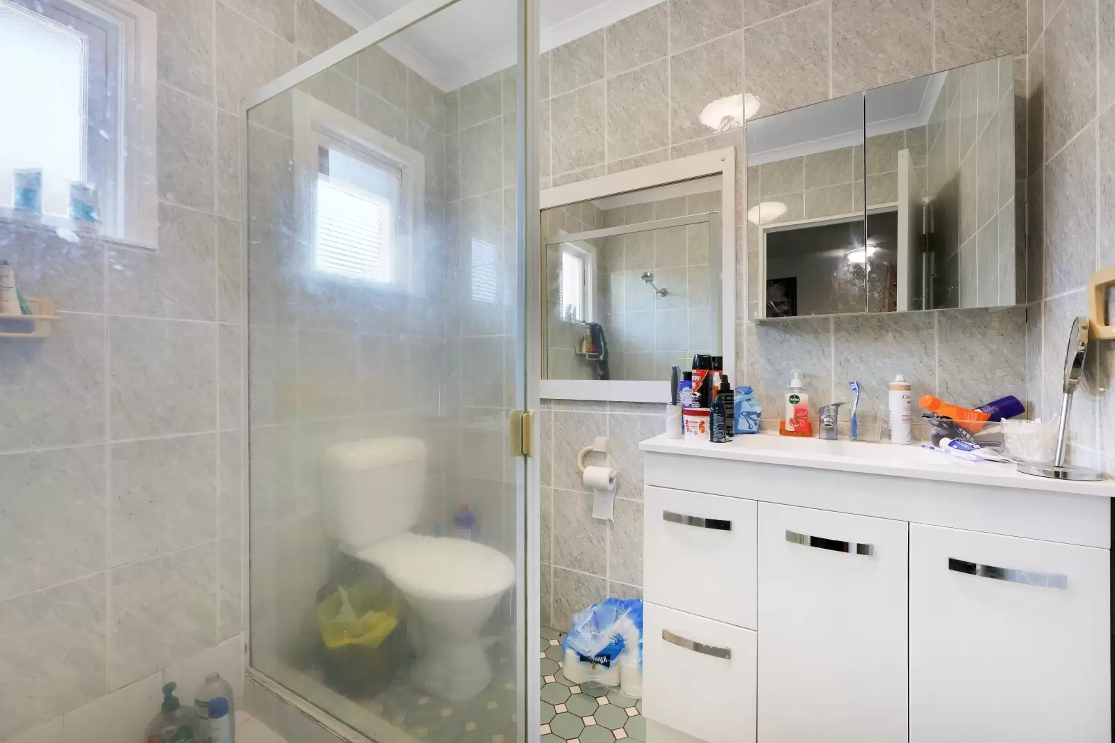 6/29 Leonard Avenue, Surfers Paradise Sold by  - image 1