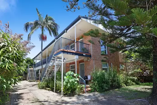 6/29 Leonard Avenue, Surfers Paradise Sold by 