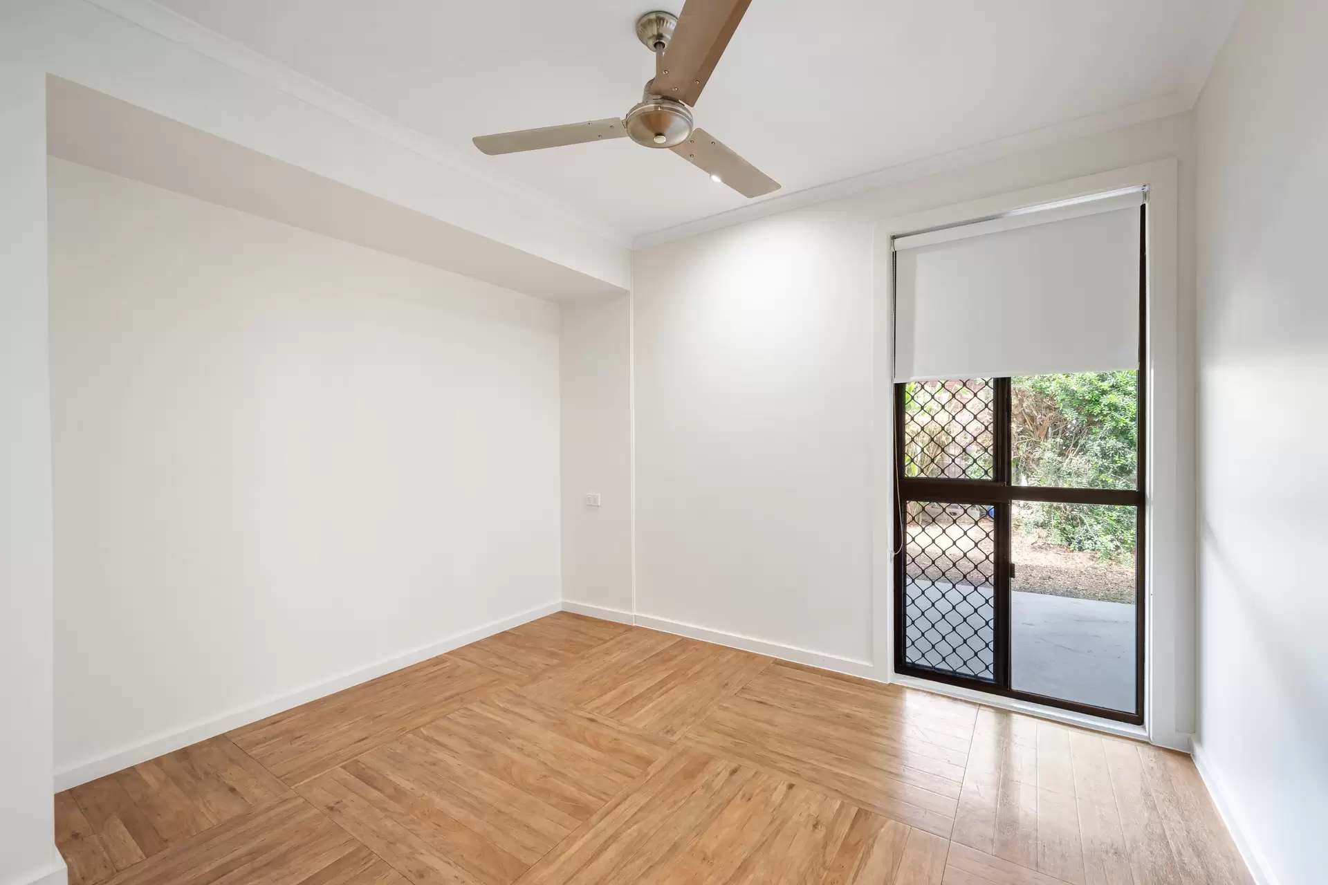11 Wildlife Road, Jubilee Pocket Sold by Queensland Sotheby's International Realty - image 1