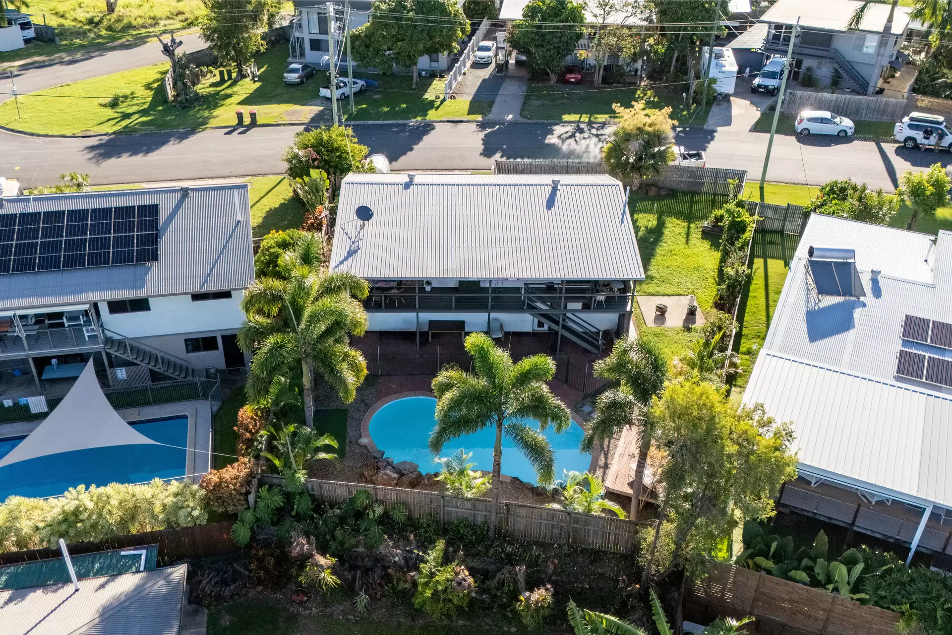 21 Stewart Drive, Cannonvale Sold by Queensland Sotheby's International Realty - image 1
