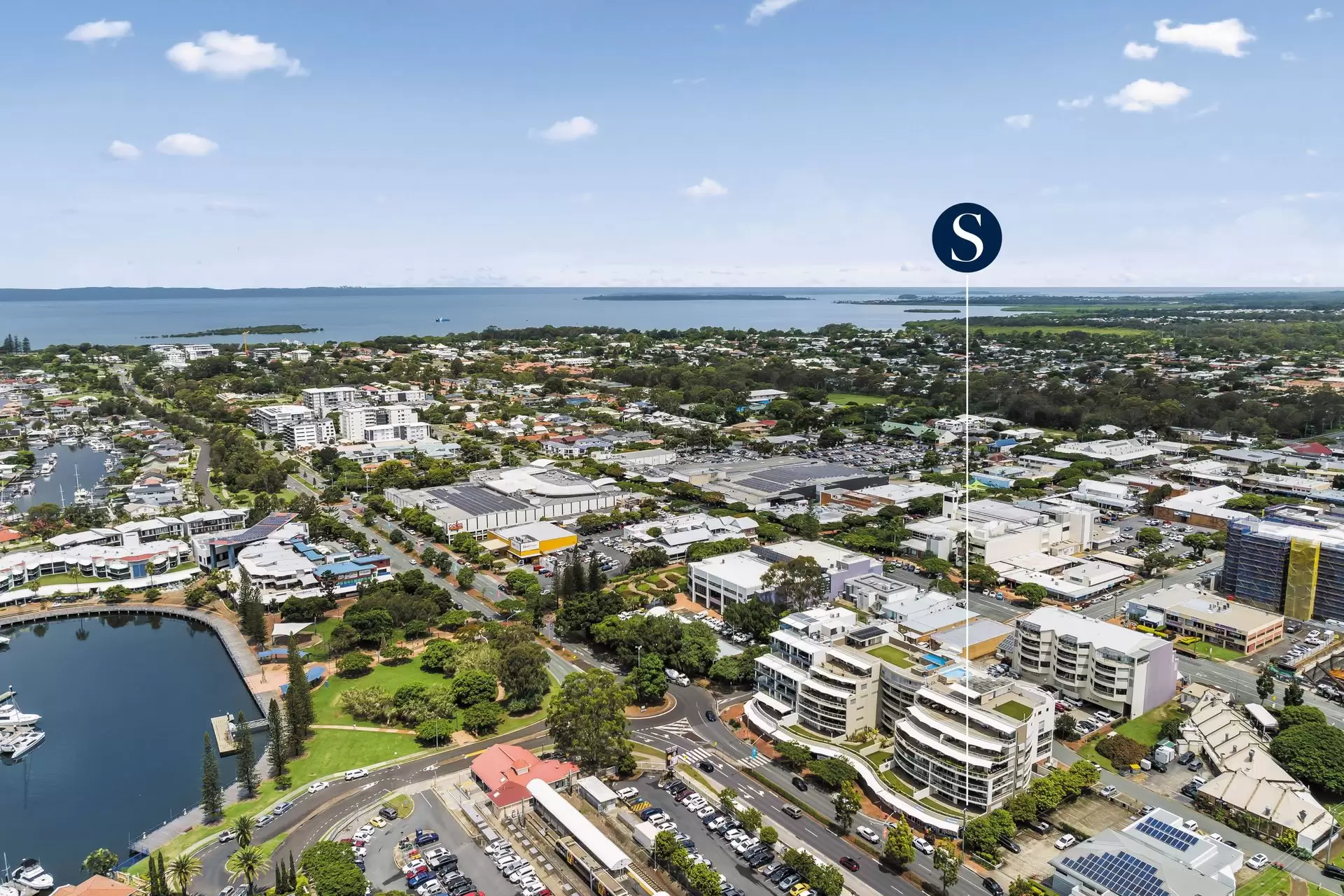 1/135-139 Shore Street West, Cleveland Sold by Queensland Sotheby's International Realty - image 1