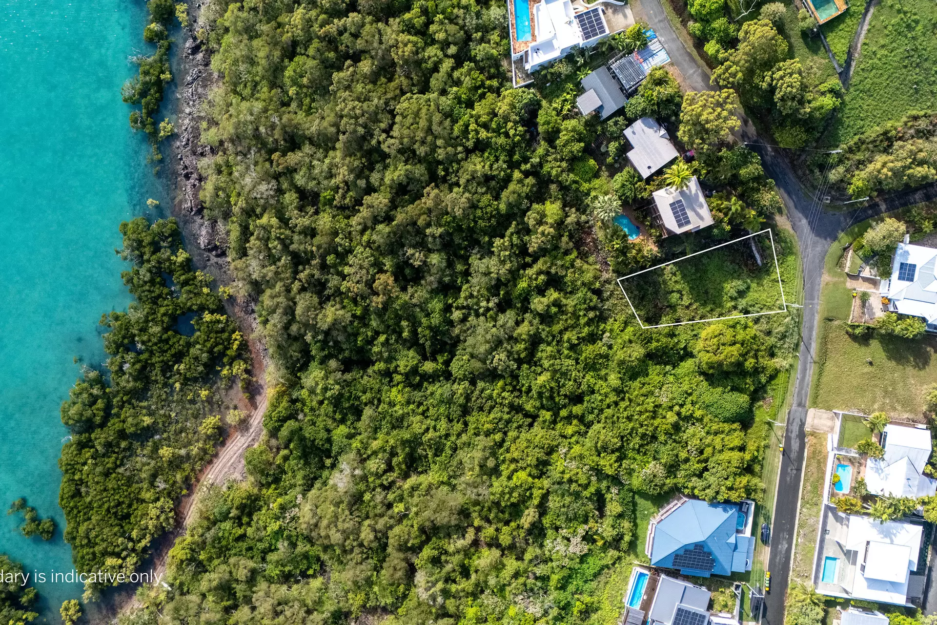 13 Passage Avenue, Shute Harbour Sold by Queensland Sotheby's International Realty - image 1