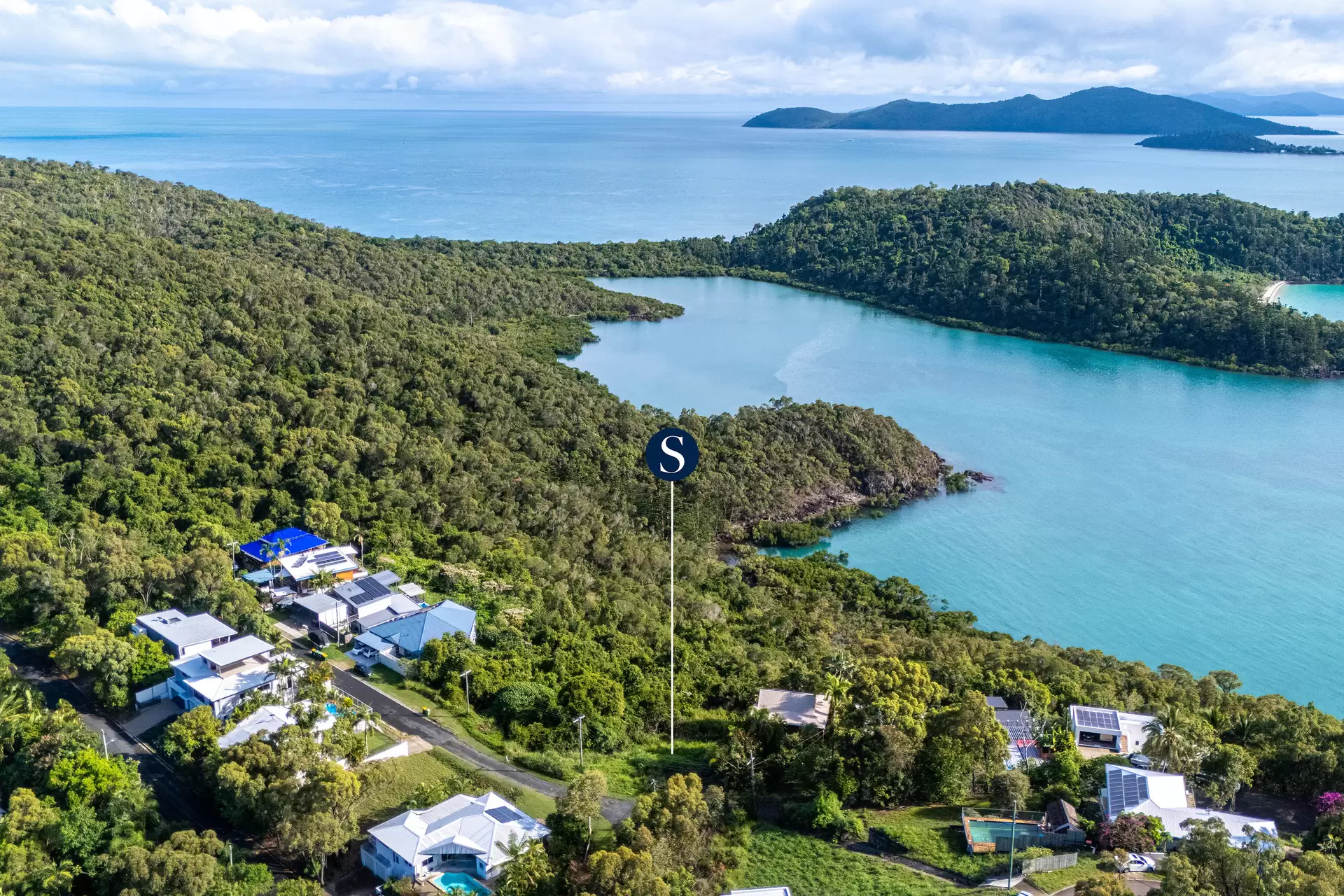 13 Passage Avenue, Shute Harbour Sold by Queensland Sotheby's International Realty - image 1