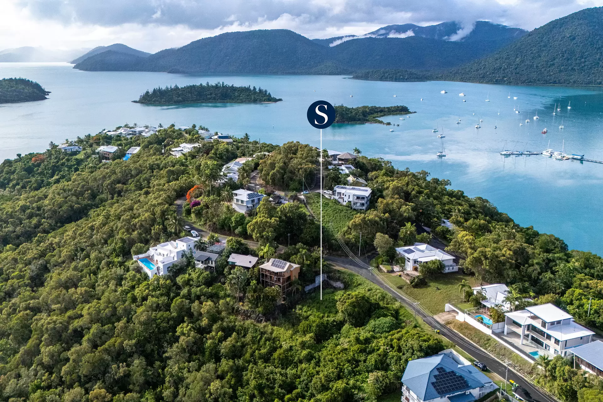 13 Passage Avenue, Shute Harbour Sold by Queensland Sotheby's International Realty - image 1
