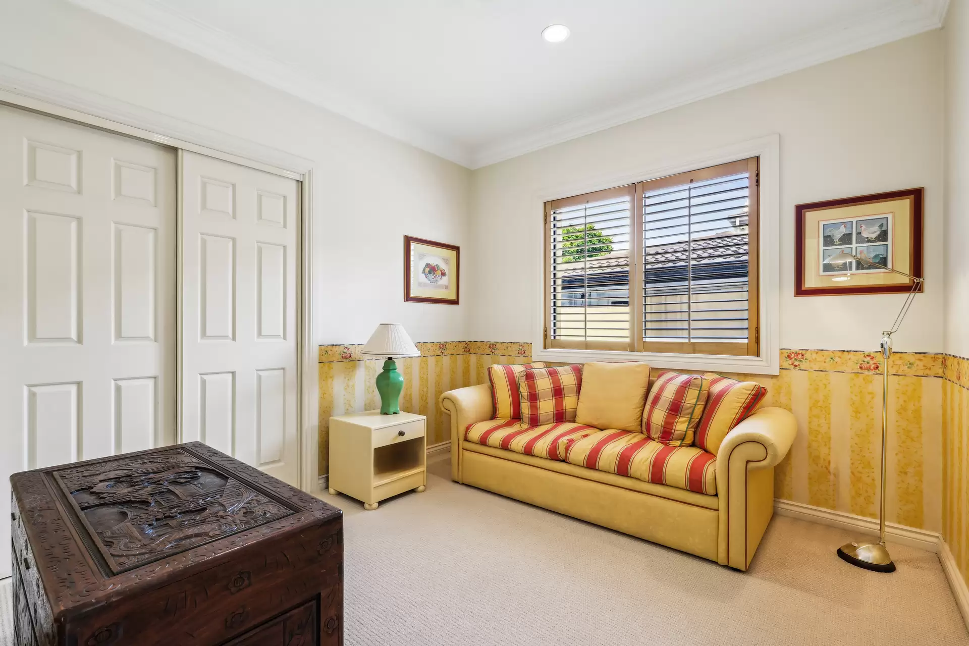 1/37 Cronin Avenue, Main Beach Sold by Queensland Sotheby's International Realty - image 1