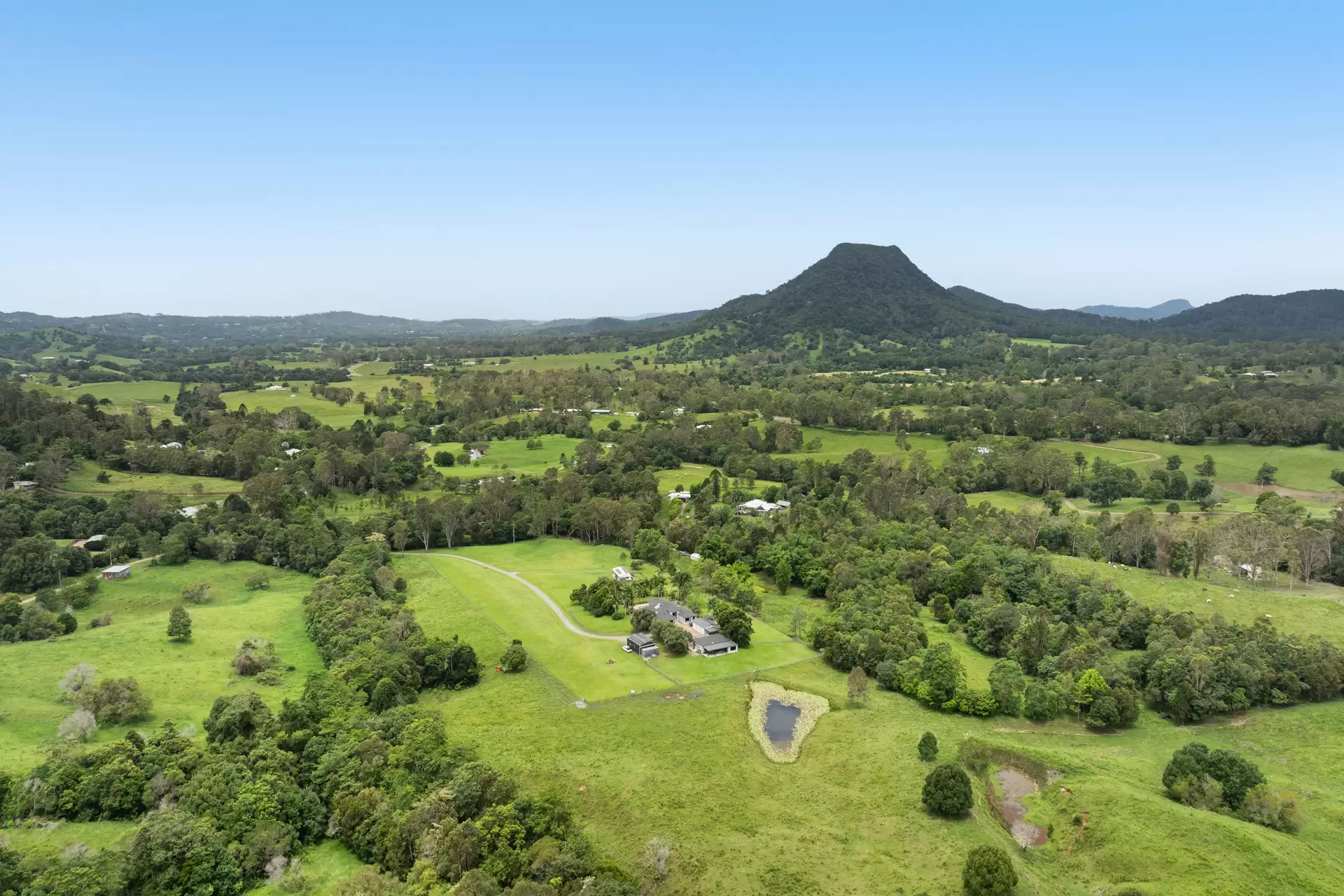 80 Musavale Road, Eerwah Vale Sold by Queensland Sotheby's International Realty - image 1