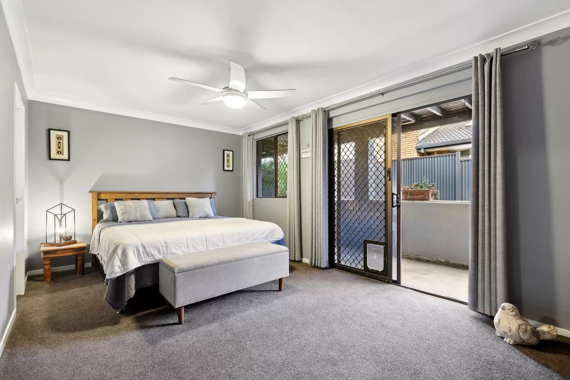 10 Cannon Street, Southport Sold by Queensland Sotheby's International Realty - image 1