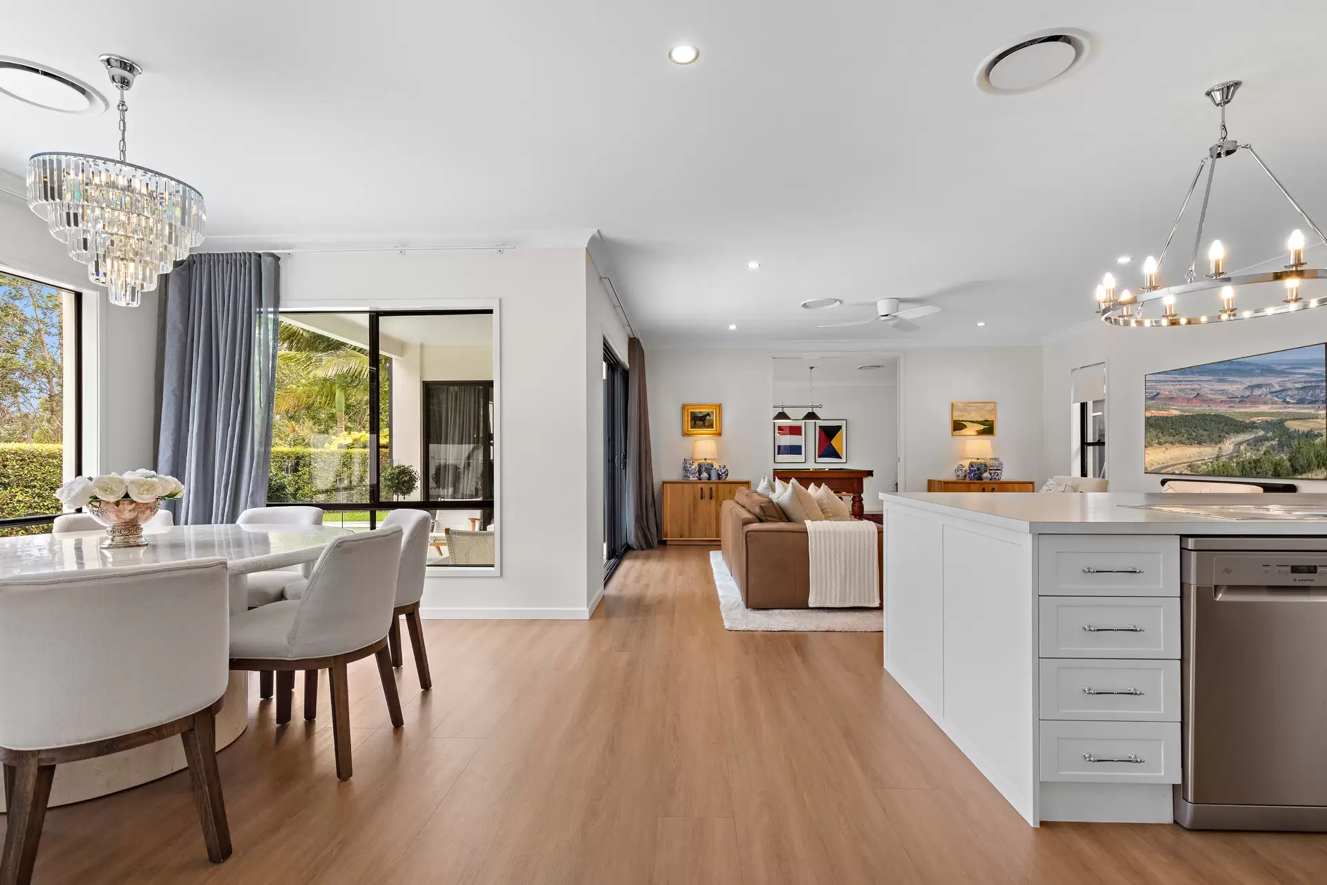 16 Whistler Lane, Peregian Springs Sold by Queensland Sotheby's International Realty - image 1