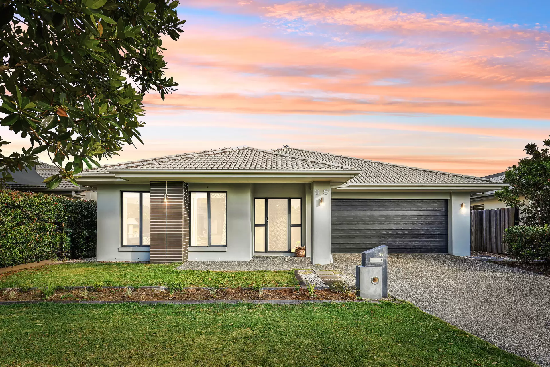 35 Great Sandy Circuit, Pimpama Sold by  - image 1
