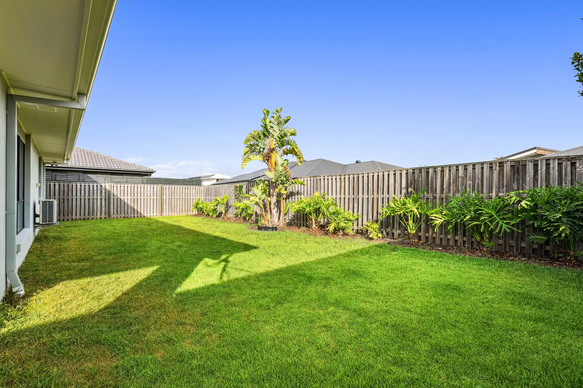 35 Great Sandy Circuit, Pimpama Sold by Queensland Sotheby's International Realty - image 1
