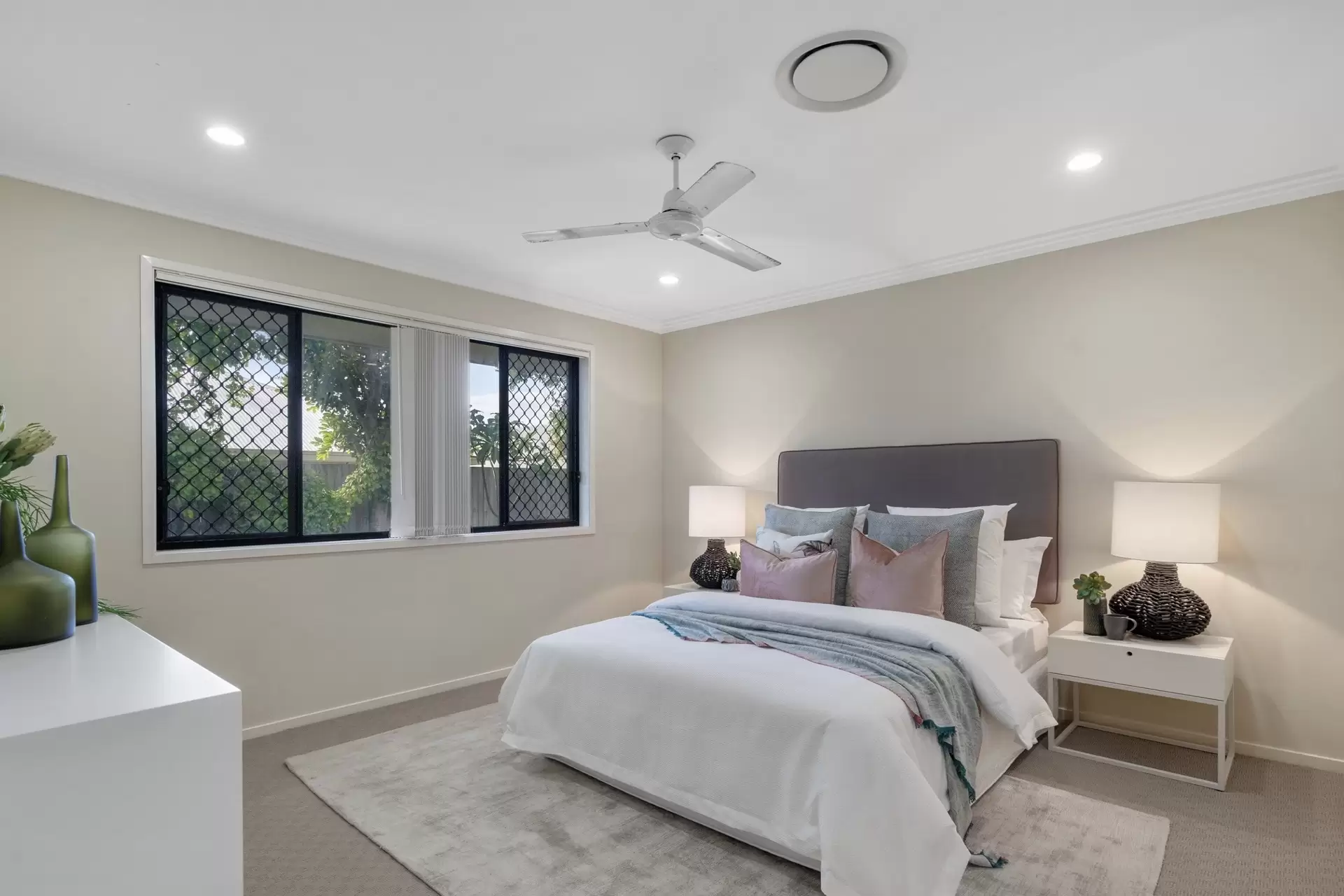 23 Maidstone Crescent, Peregian Springs Sold by Queensland Sotheby's International Realty - image 1