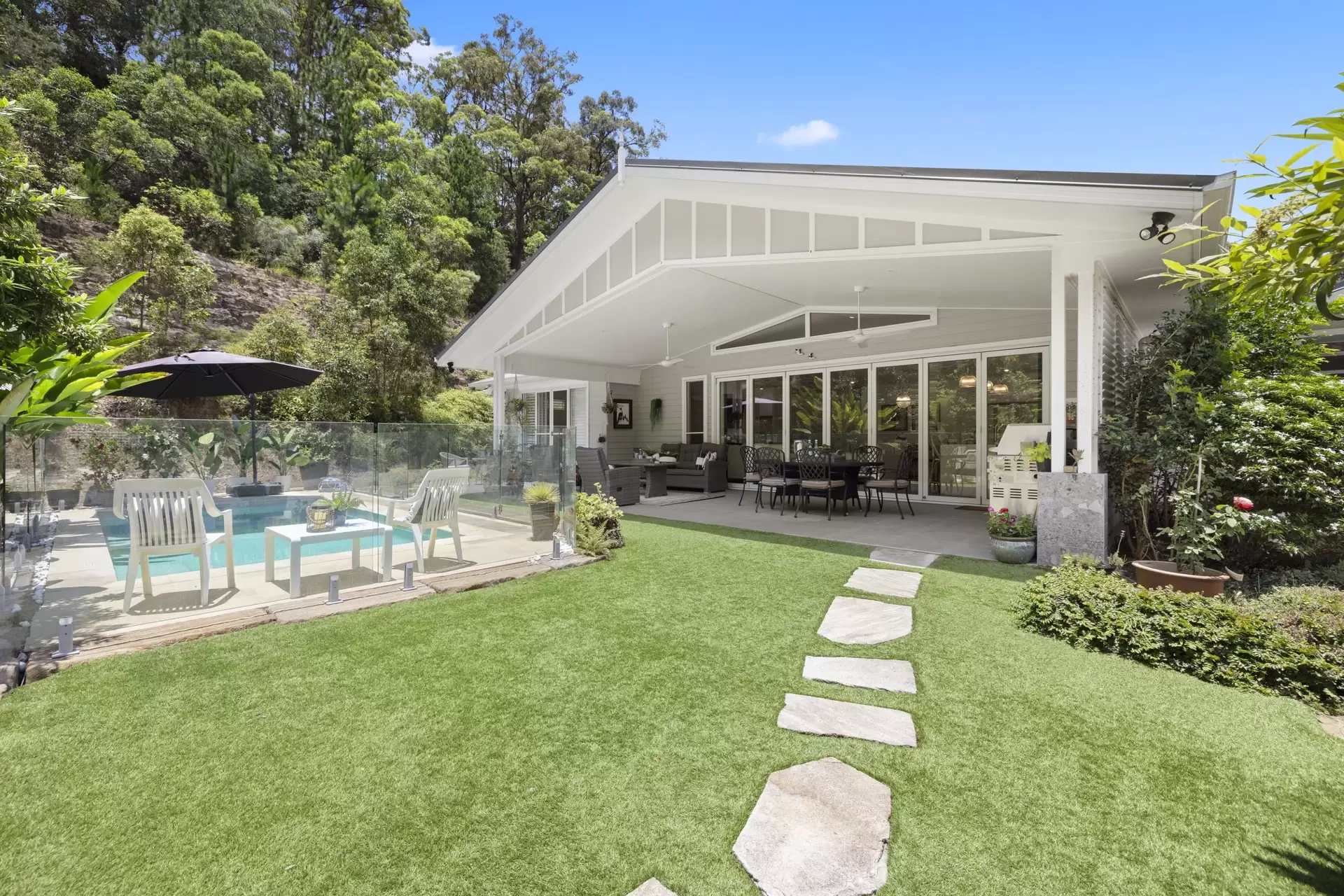 493 Paynters Creek Road, Rosemount Sold by Queensland Sotheby's International Realty - image 1
