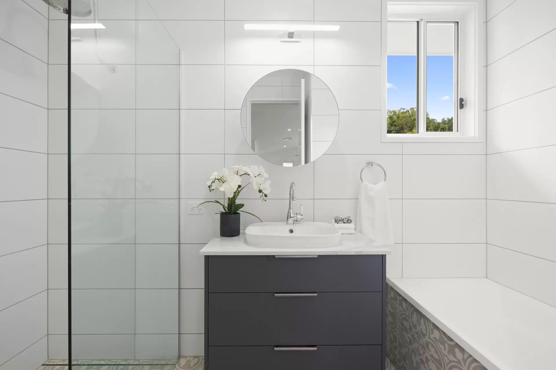 493 Paynters Creek Road, Rosemount Sold by Queensland Sotheby's International Realty - image 1