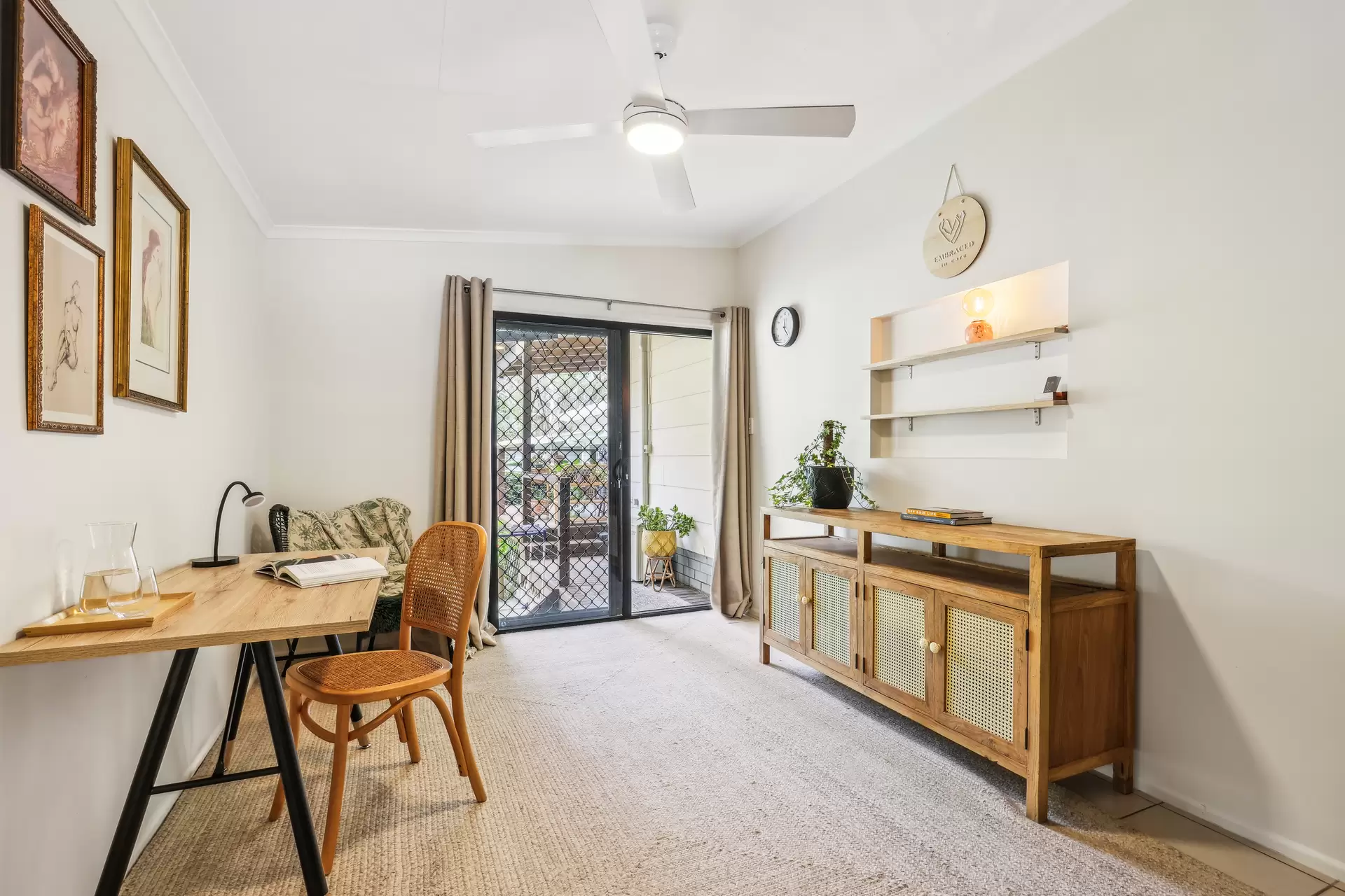 25  Moora Street, Ashmore Sold by Queensland Sotheby's International Realty - image 1