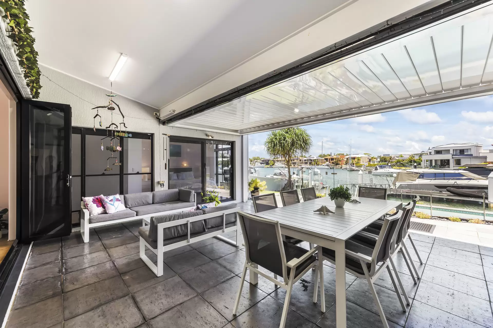 4 Marram Court, Raby Bay Sold by Queensland Sotheby's International Realty - image 1