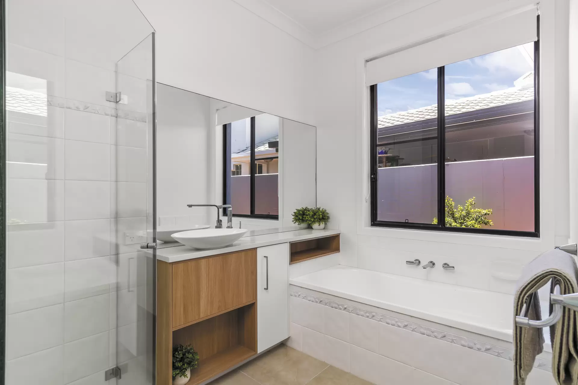 4 Marram Court, Raby Bay Sold by Queensland Sotheby's International Realty - image 1