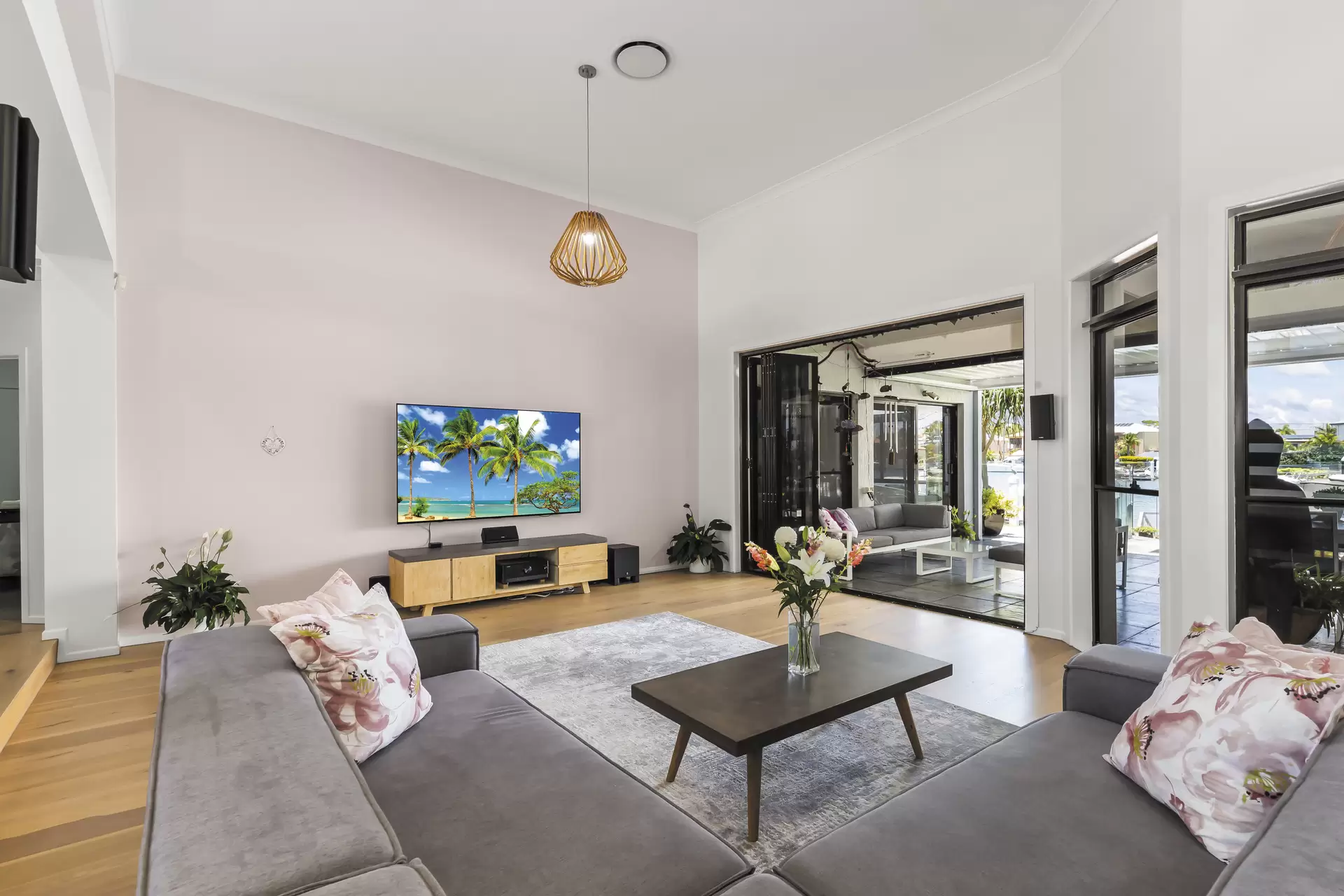 4 Marram Court, Raby Bay Sold by Queensland Sotheby's International Realty - image 1