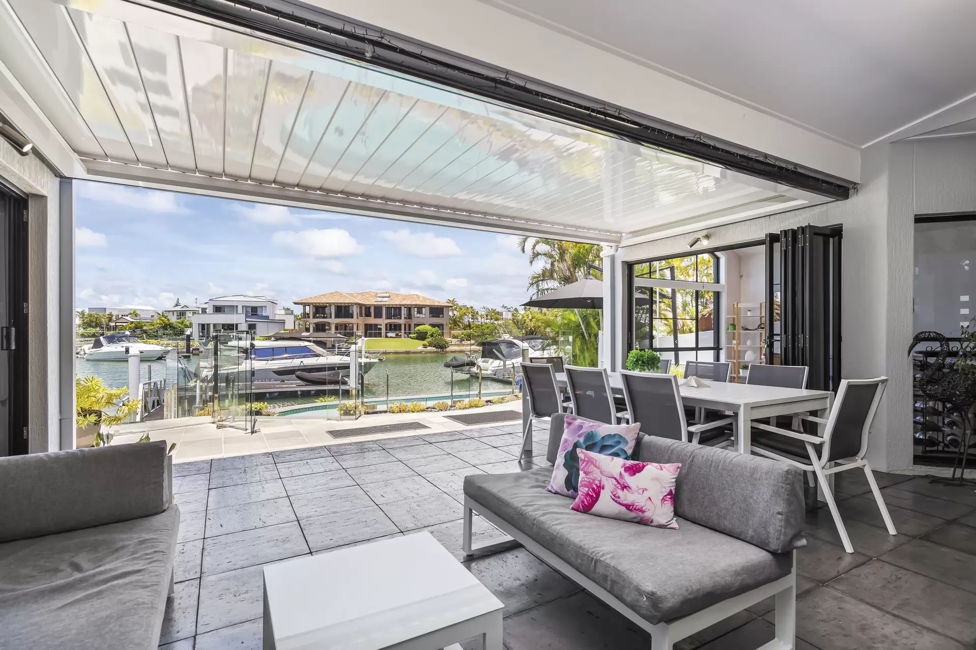 4 Marram Court, Raby Bay Sold by Queensland Sotheby's International Realty - image 1