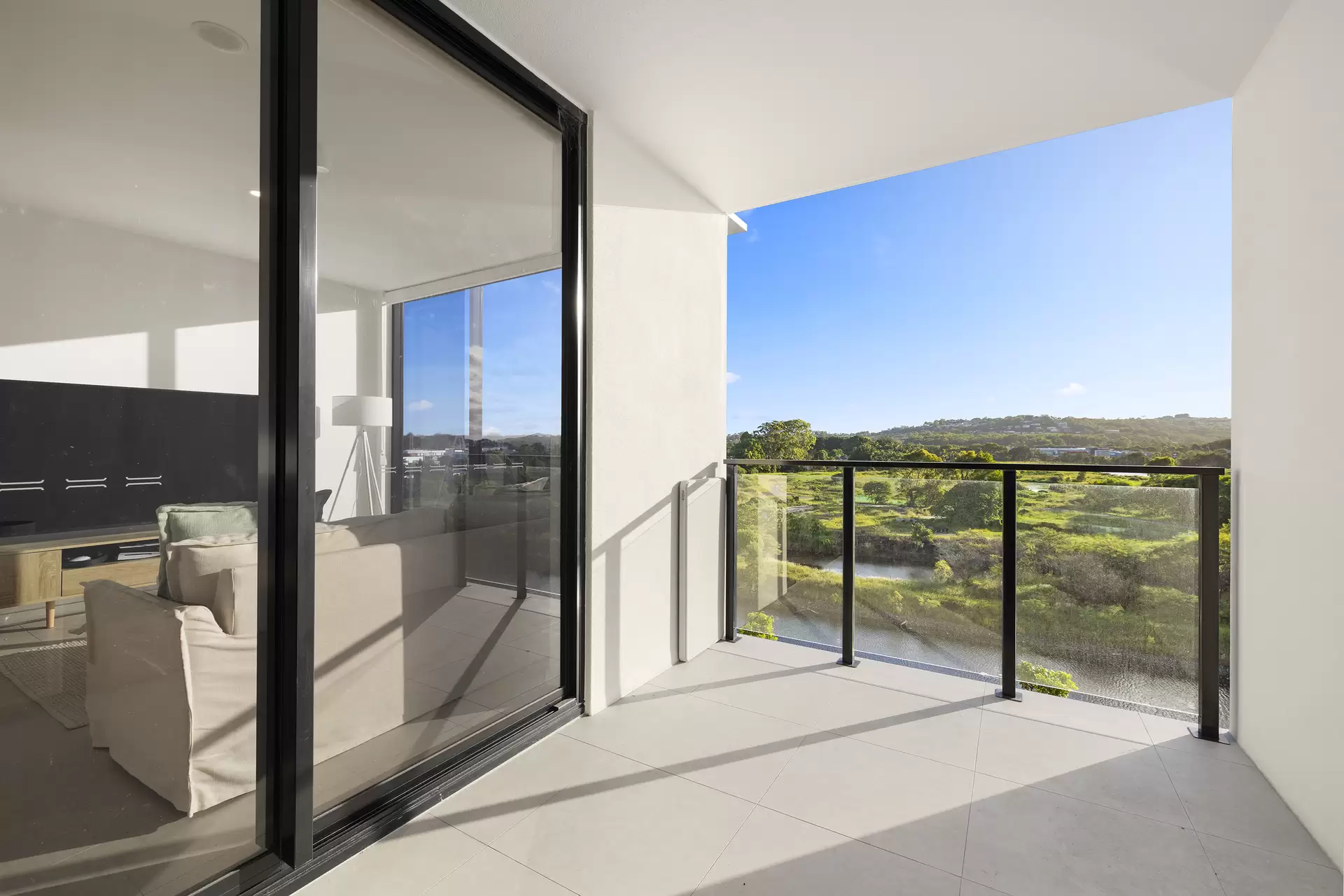 511/12 South Sea Islander Way, Maroochydore Sold by Queensland Sotheby's International Realty - image 1