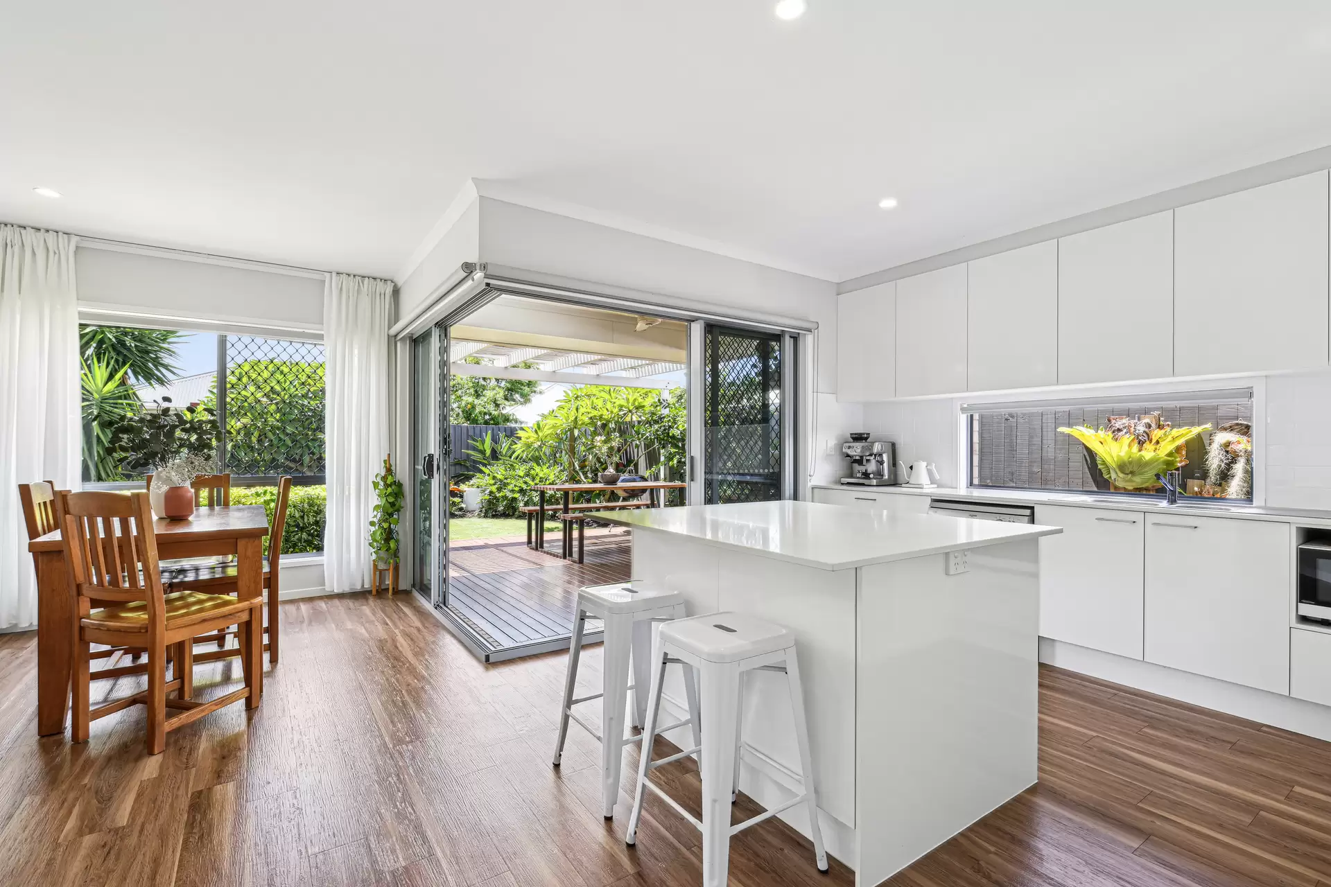 18 Azorean Street, Griffin Sold by  - image 1
