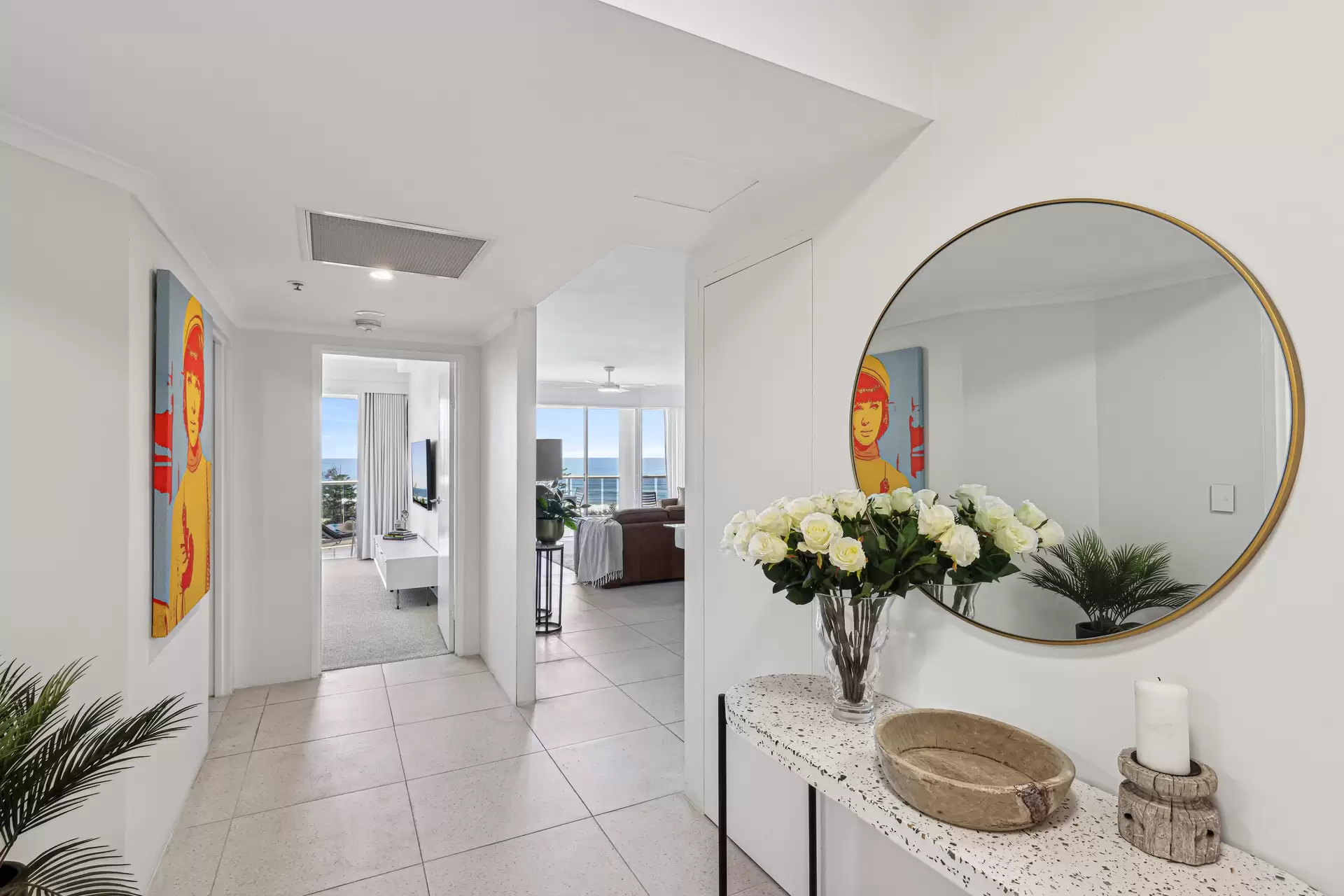 99/59 Pacific Street, Main Beach Sold by Queensland Sotheby's International Realty - image 1