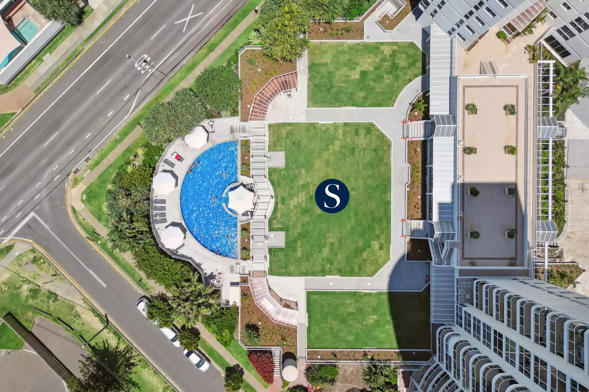 99/59 Pacific Street, Main Beach Sold by Queensland Sotheby's International Realty - image 1