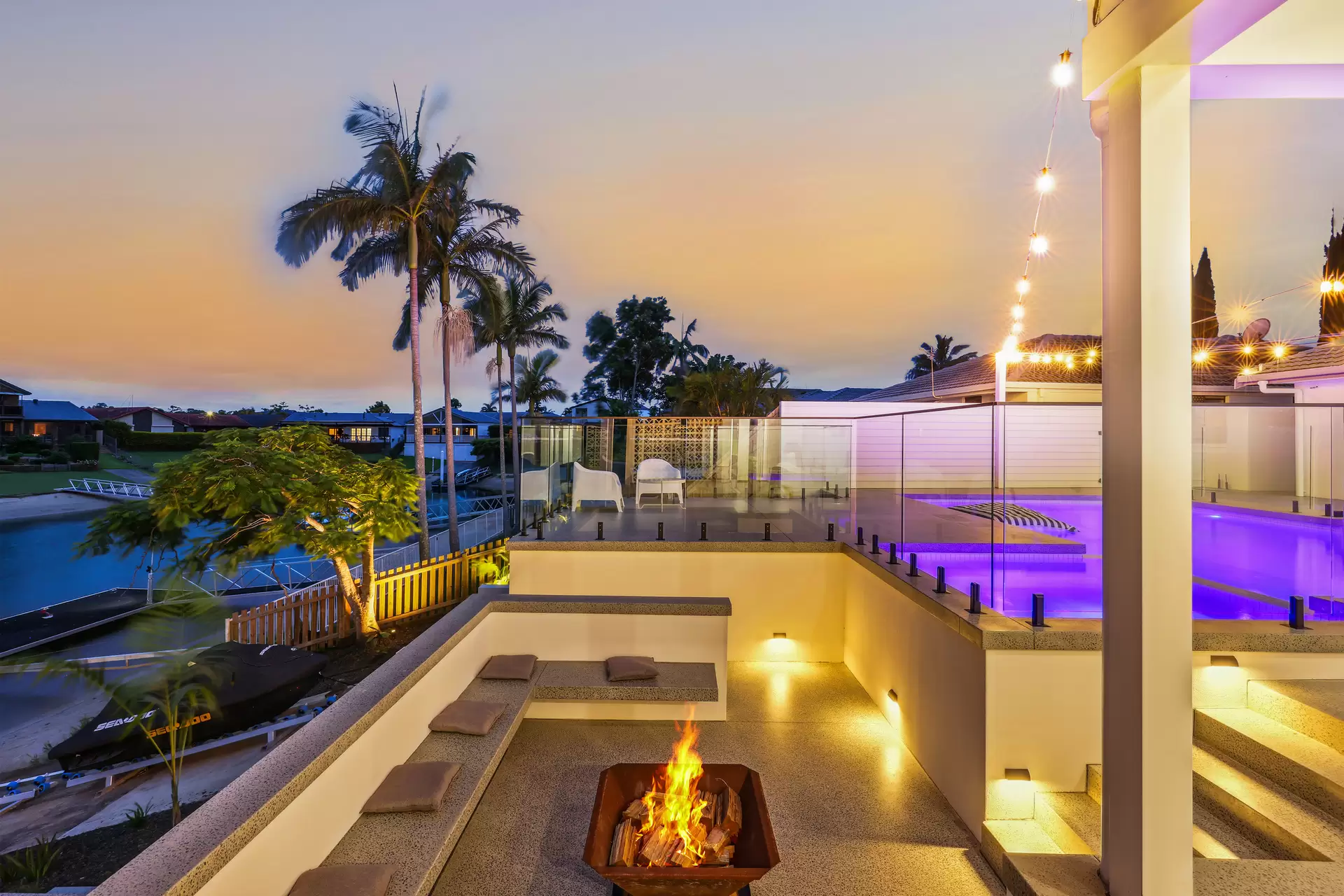 11 Rannock Avenue, Benowa Waters Sold by Queensland Sotheby's International Realty - image 1