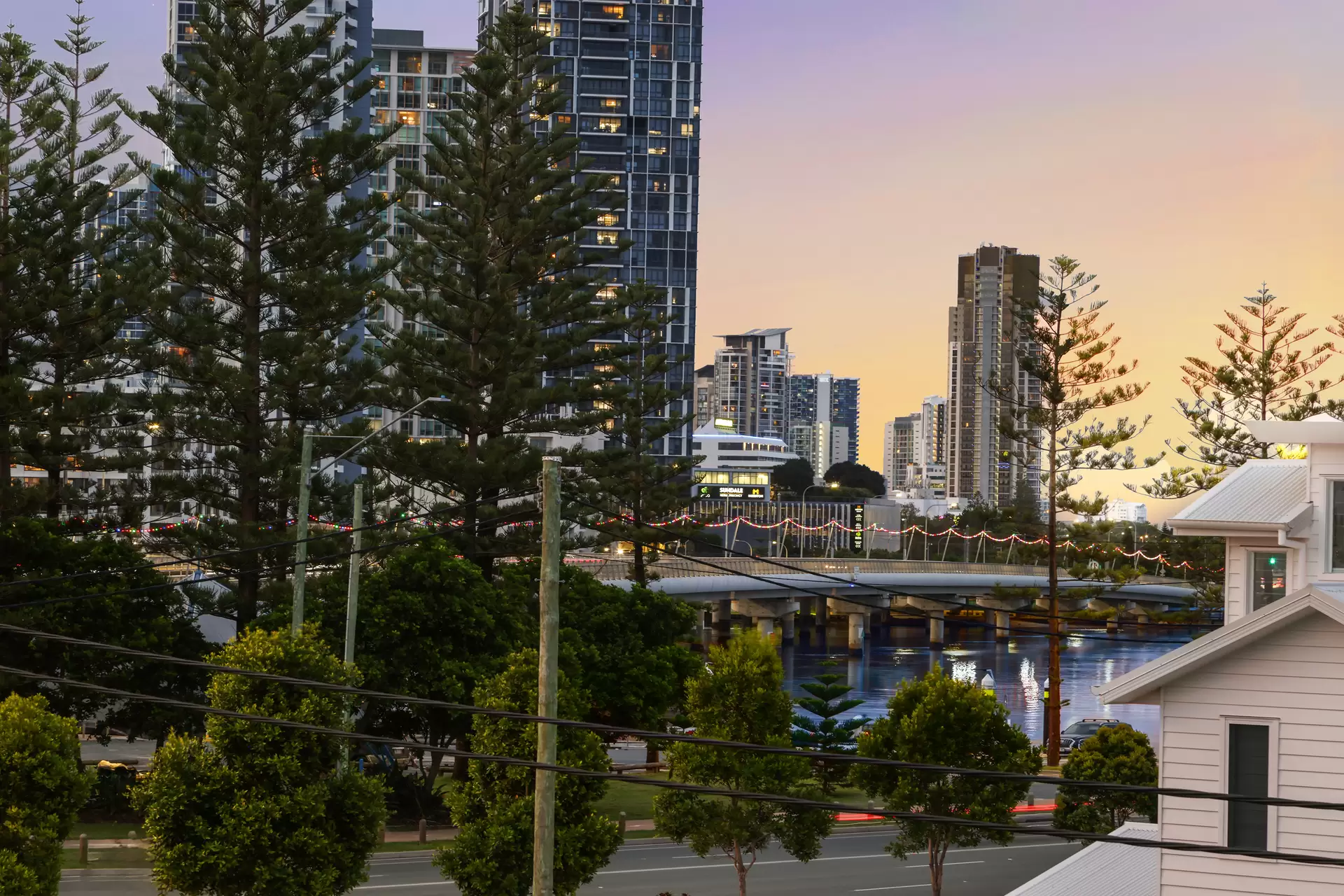 1/60 Woodroffe Avenue, Main Beach Sold by Queensland Sotheby's International Realty - image 1