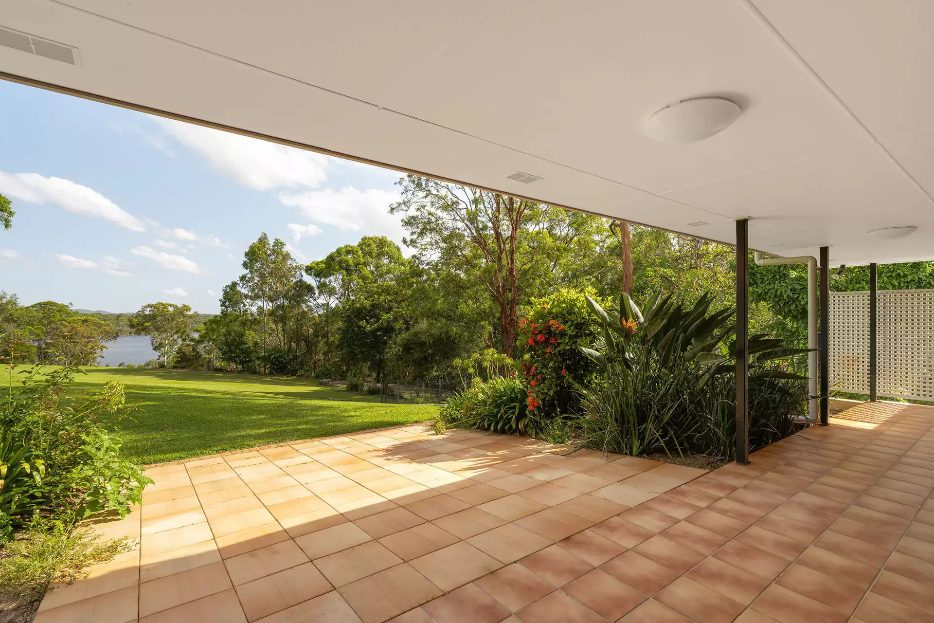 1723 Mount Gravatt Capalaba Road, Chandler Sold by Queensland Sotheby's International Realty - image 1