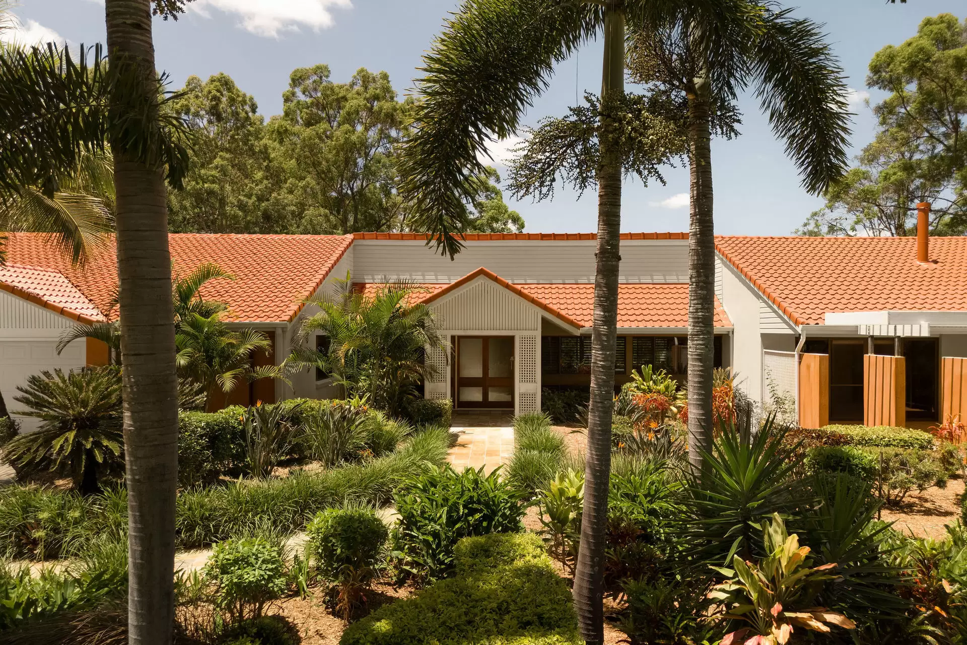 1723 Mount Gravatt Capalaba Road, Chandler Sold by Queensland Sotheby's International Realty - image 1