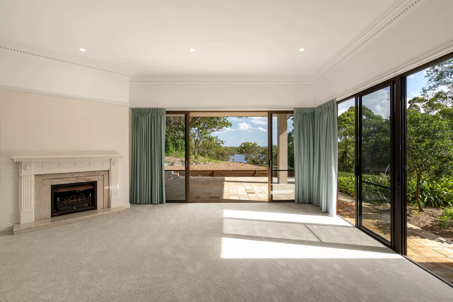 1723 Mount Gravatt Capalaba Road, Chandler Sold by Queensland Sotheby's International Realty - image 1