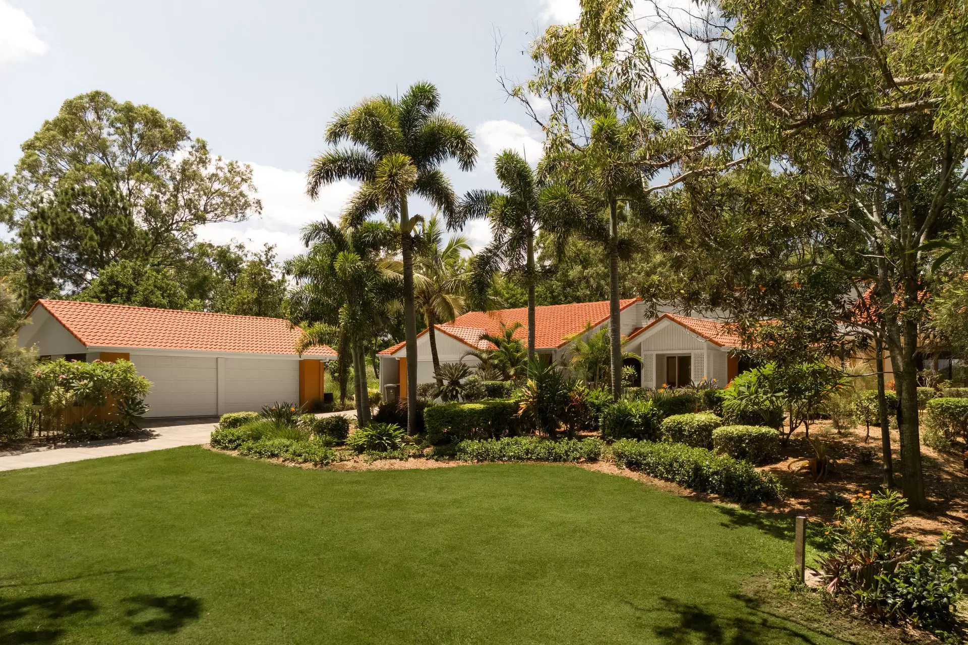 1723 Mount Gravatt Capalaba Road, Chandler Sold by Queensland Sotheby's International Realty - image 1