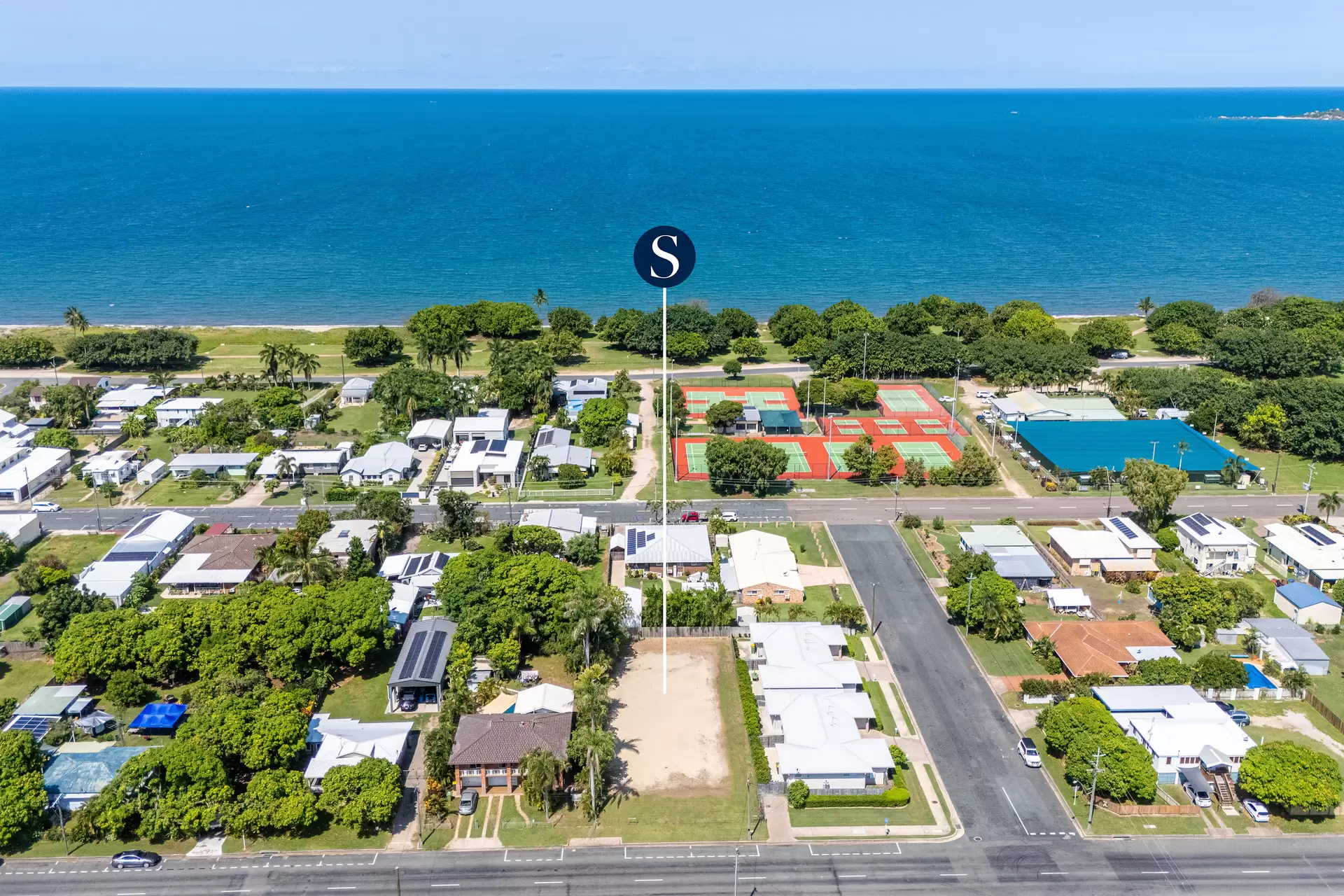 24 Tracey Street, Bowen Sold by Queensland Sotheby's International Realty - image 1