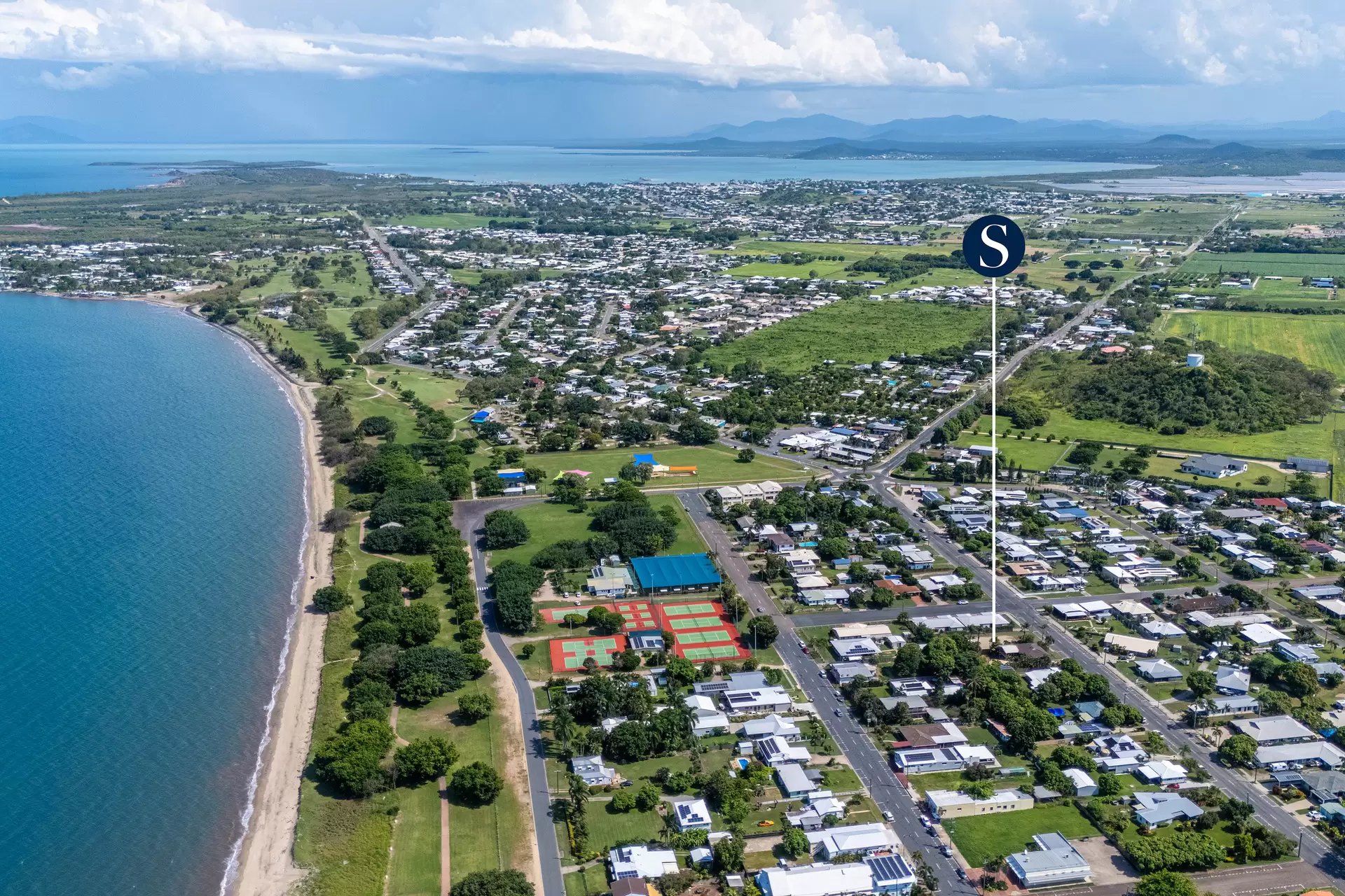 24 Tracey Street, Bowen Sold by Queensland Sotheby's International Realty - image 1