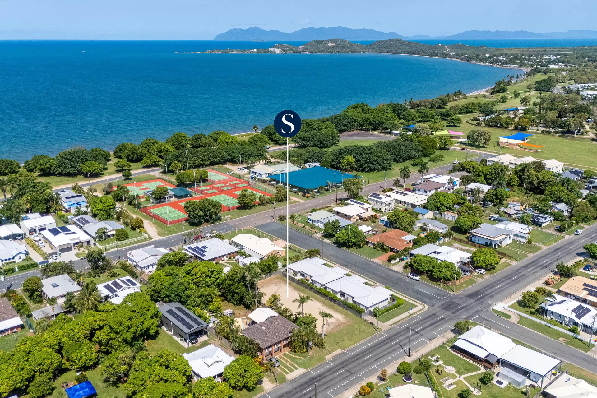 24 Tracey Street, Bowen Sold by Queensland Sotheby's International Realty - image 1