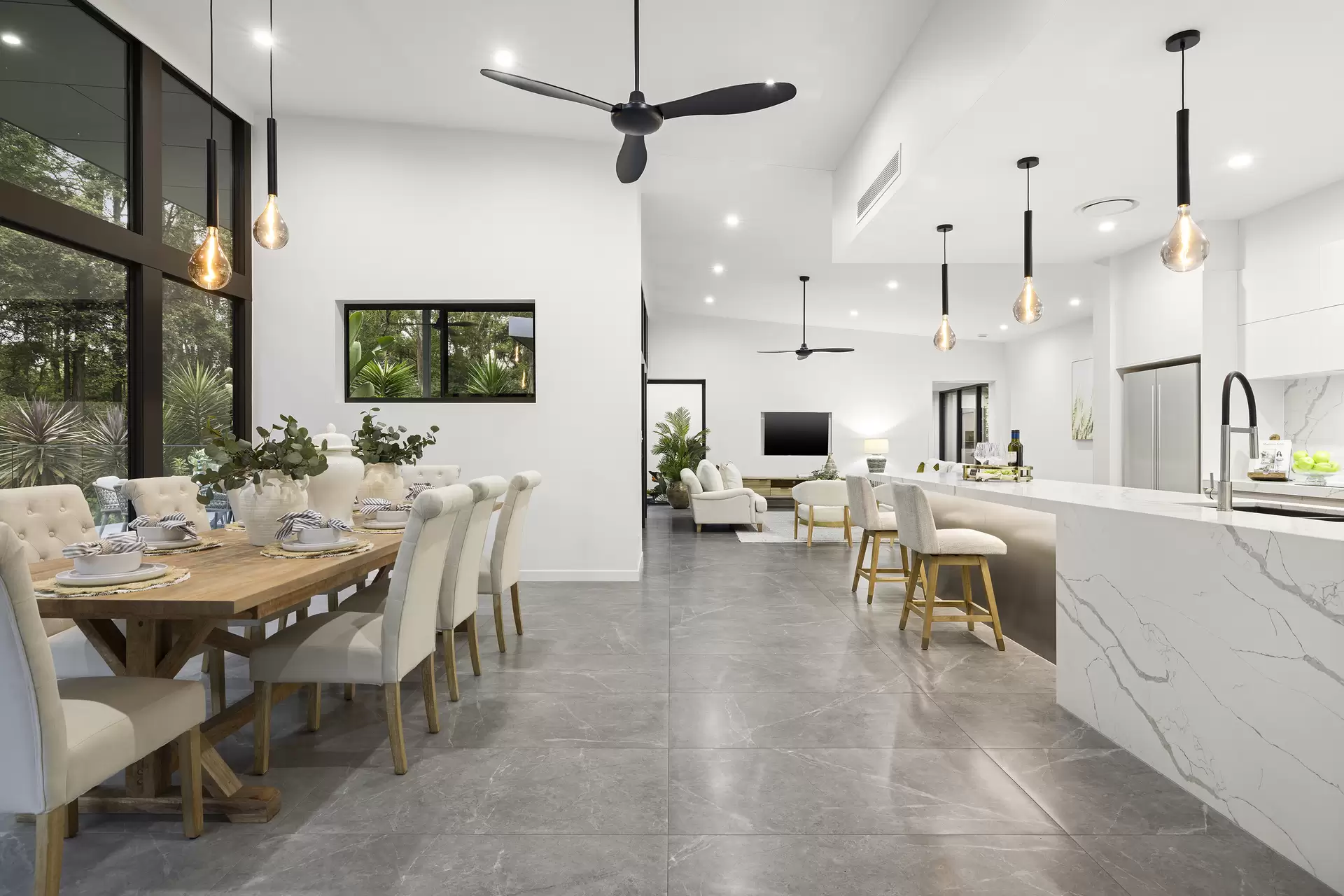 23 Kensington Lane, Tanawha Sold by Queensland Sotheby's International Realty - image 1