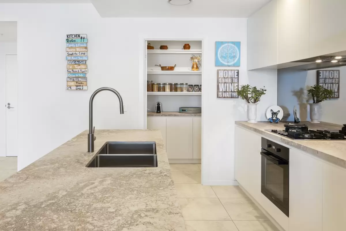 1002/48 Ventura Road, Mermaid Beach Sold by  - image 1