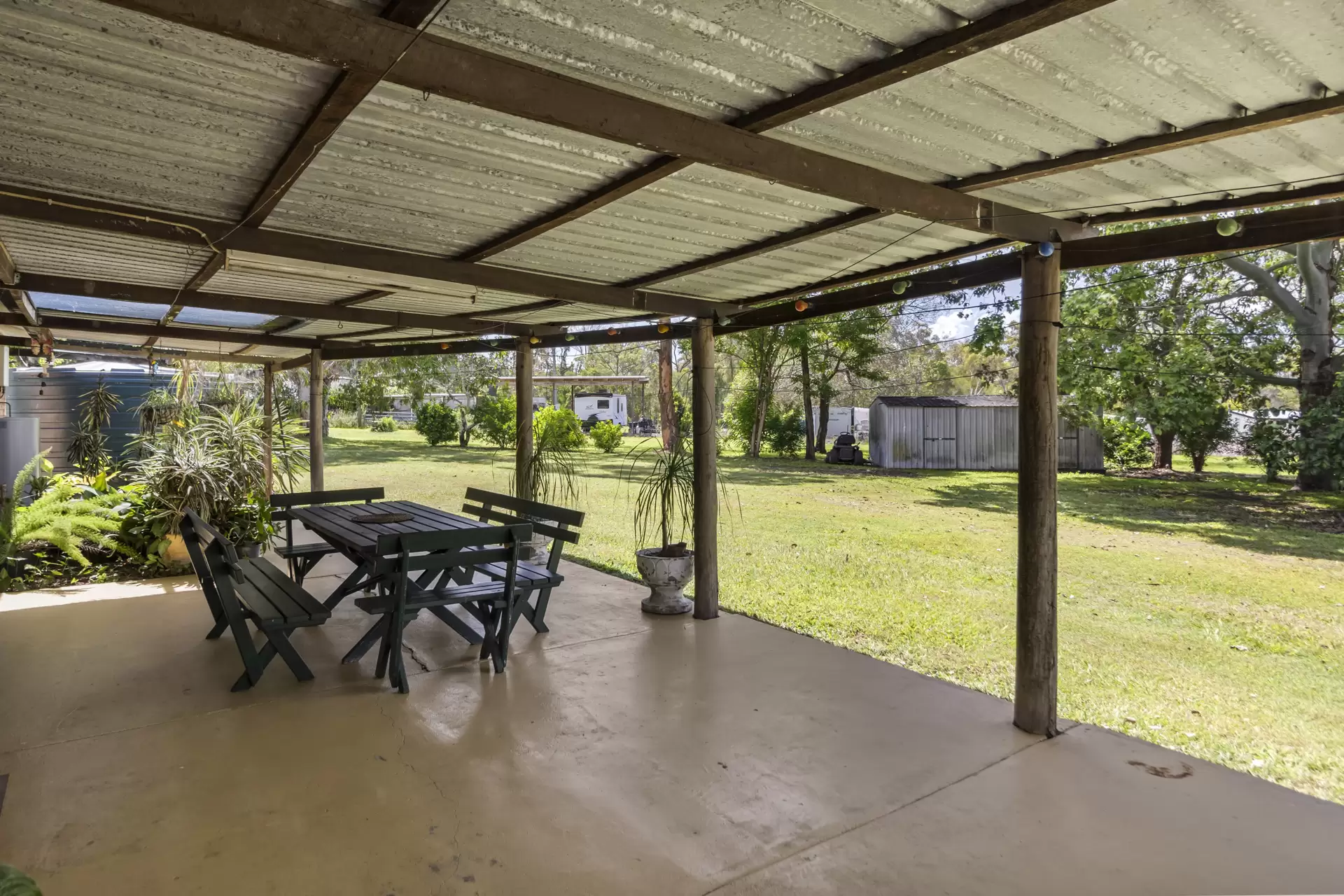 170 Ford Road, Burbank Sold by Queensland Sotheby's International Realty - image 1