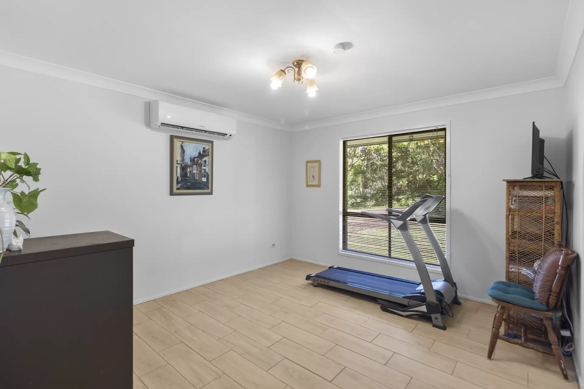 170 Ford Road, Burbank Sold by Queensland Sotheby's International Realty - image 1