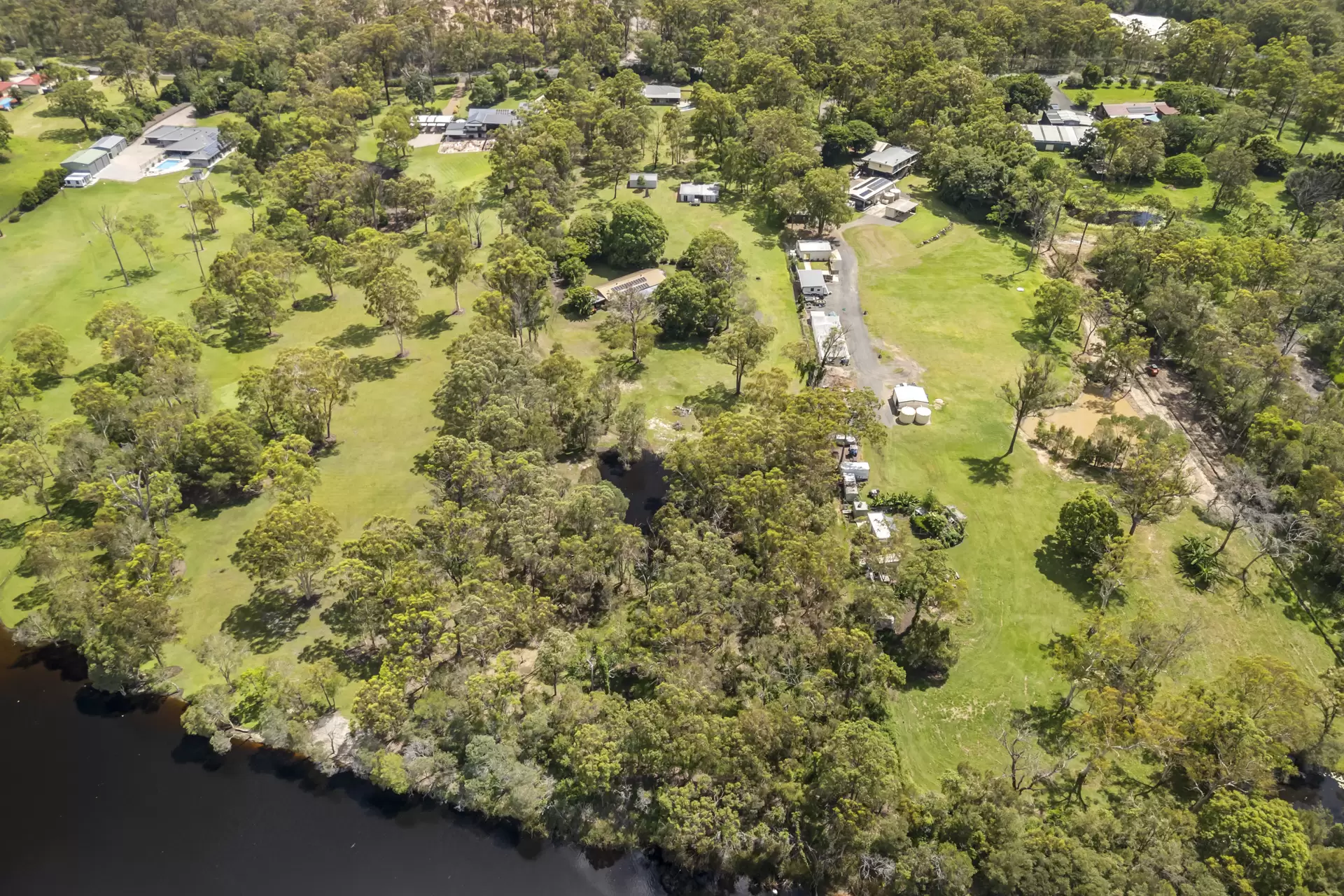 170 Ford Road, Burbank Sold by Queensland Sotheby's International Realty - image 1