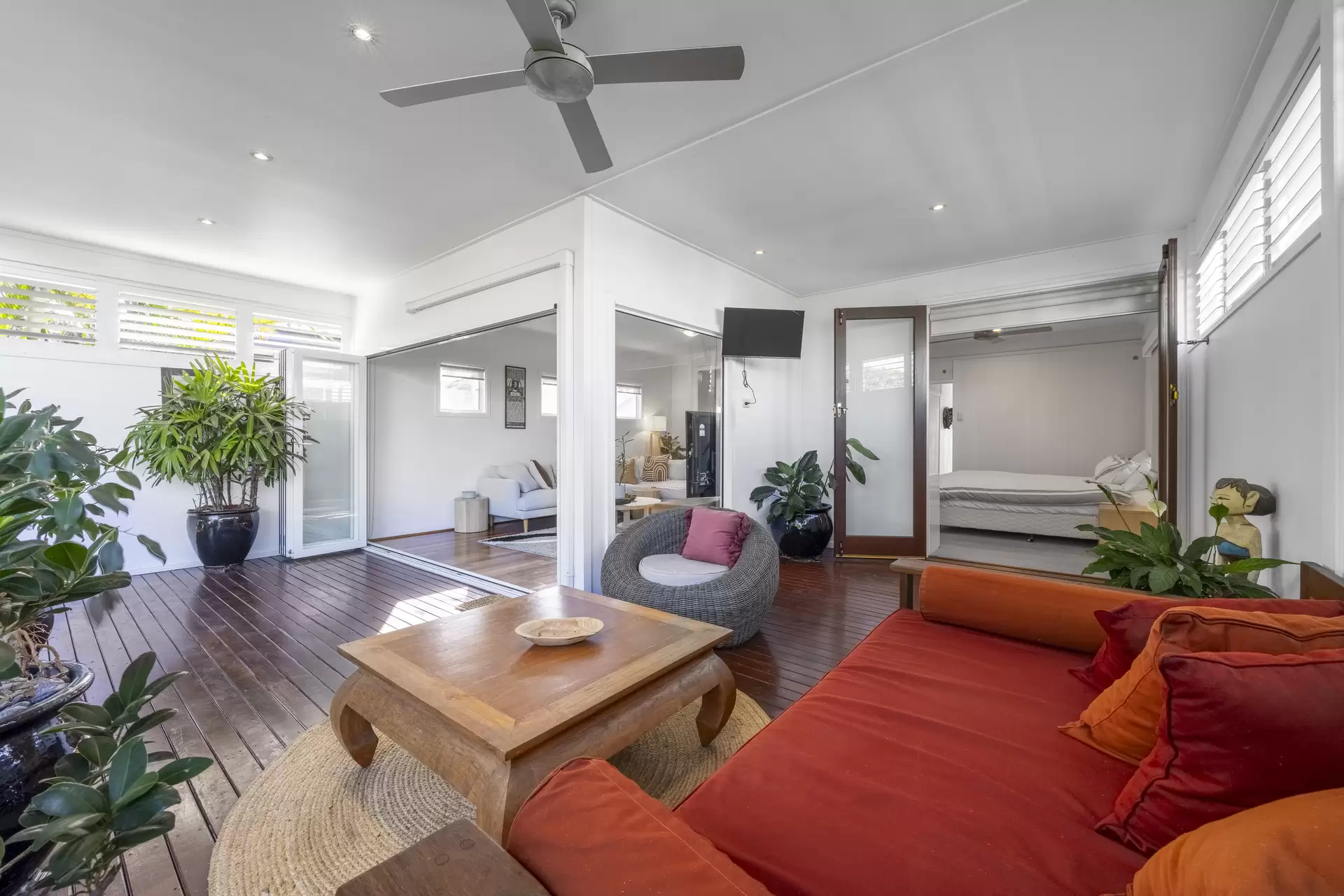 30 & 32  Berrima Street, Wynnum Sold by Queensland Sotheby's International Realty - image 1