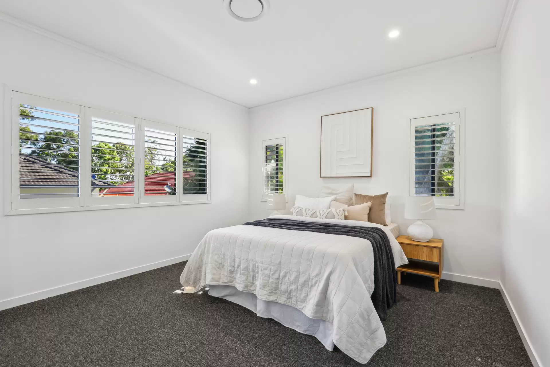 2/45 Winchester Street, Southport Sold by Queensland Sotheby's International Realty - image 1